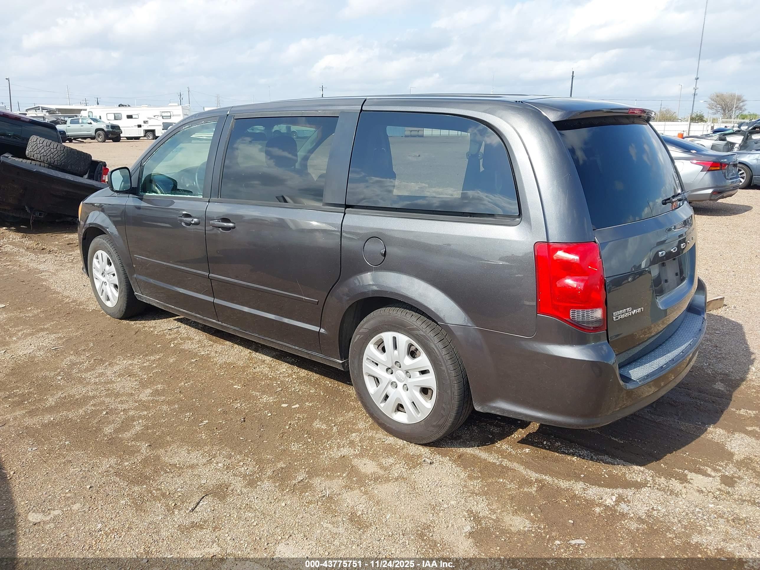 DODGE GRAND image 3