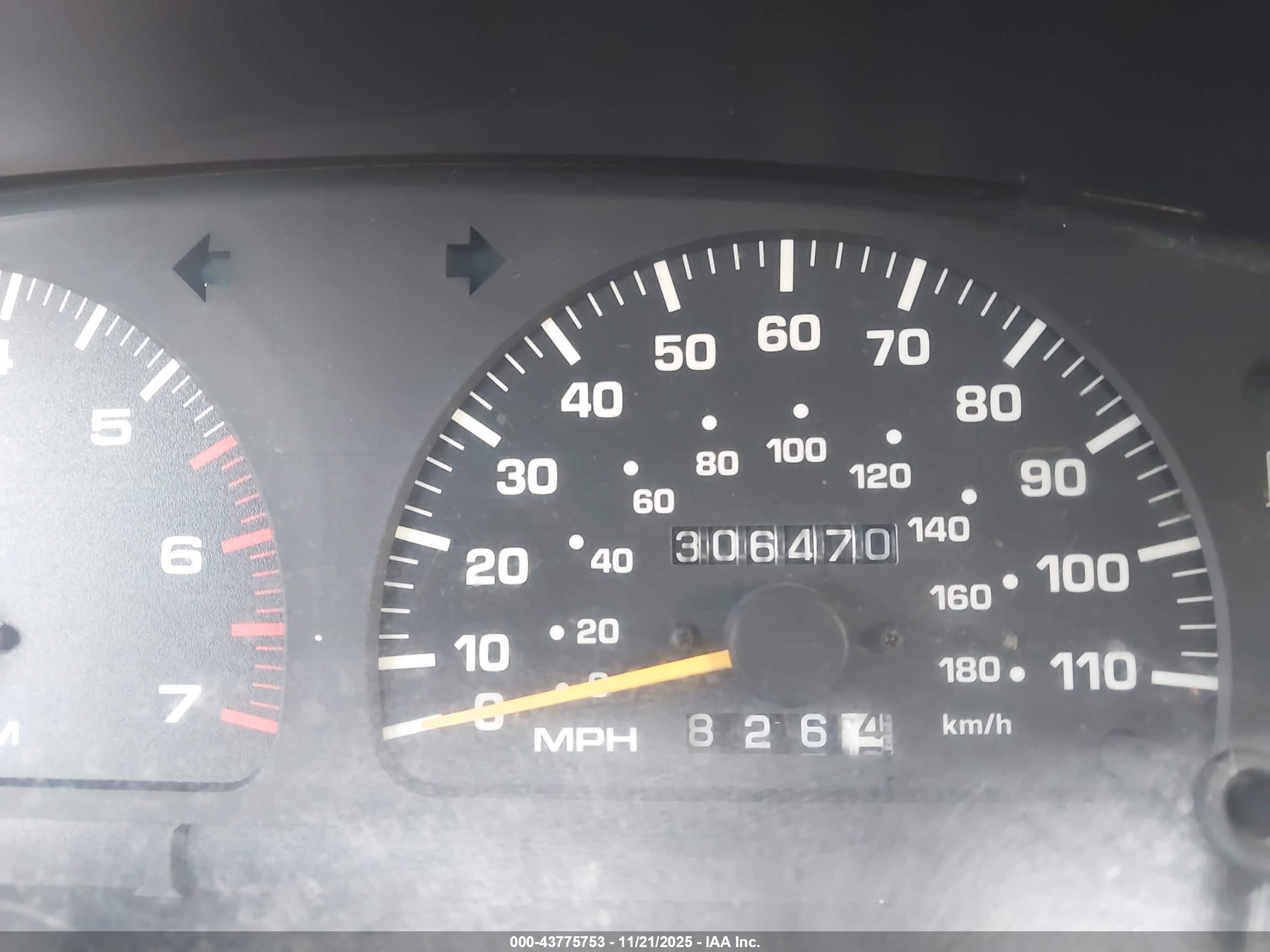 TOYOTA 4RUNNER image 7