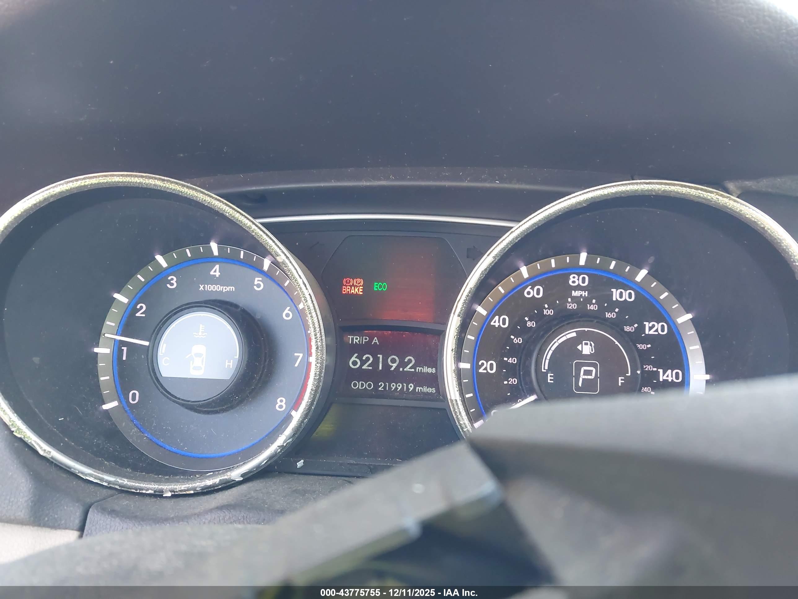 HYUNDAI SONATA image 7
