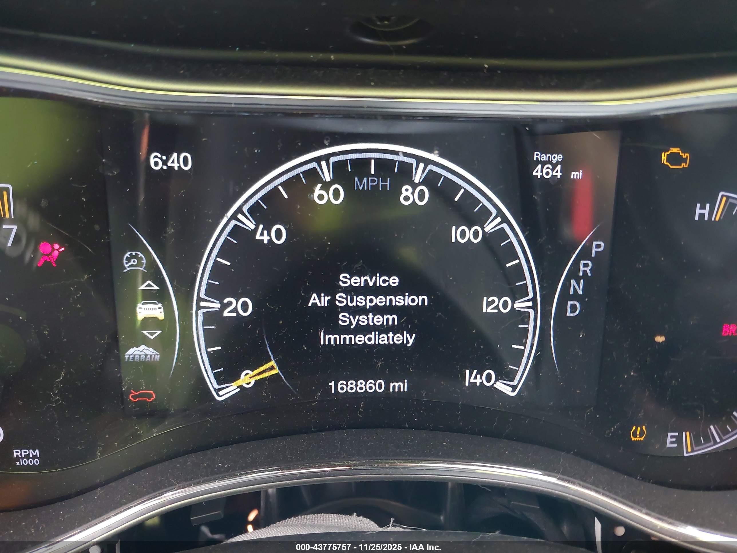 JEEP GRAND image 7