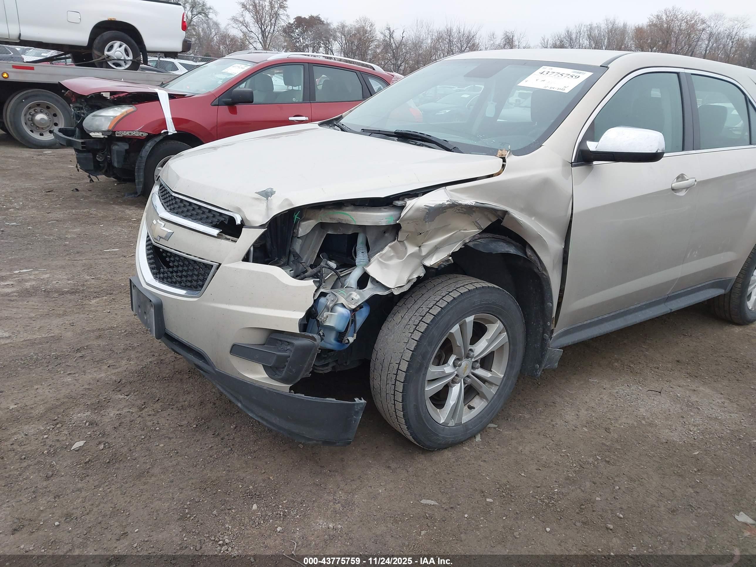 CHEVROLET EQUINOX image 6