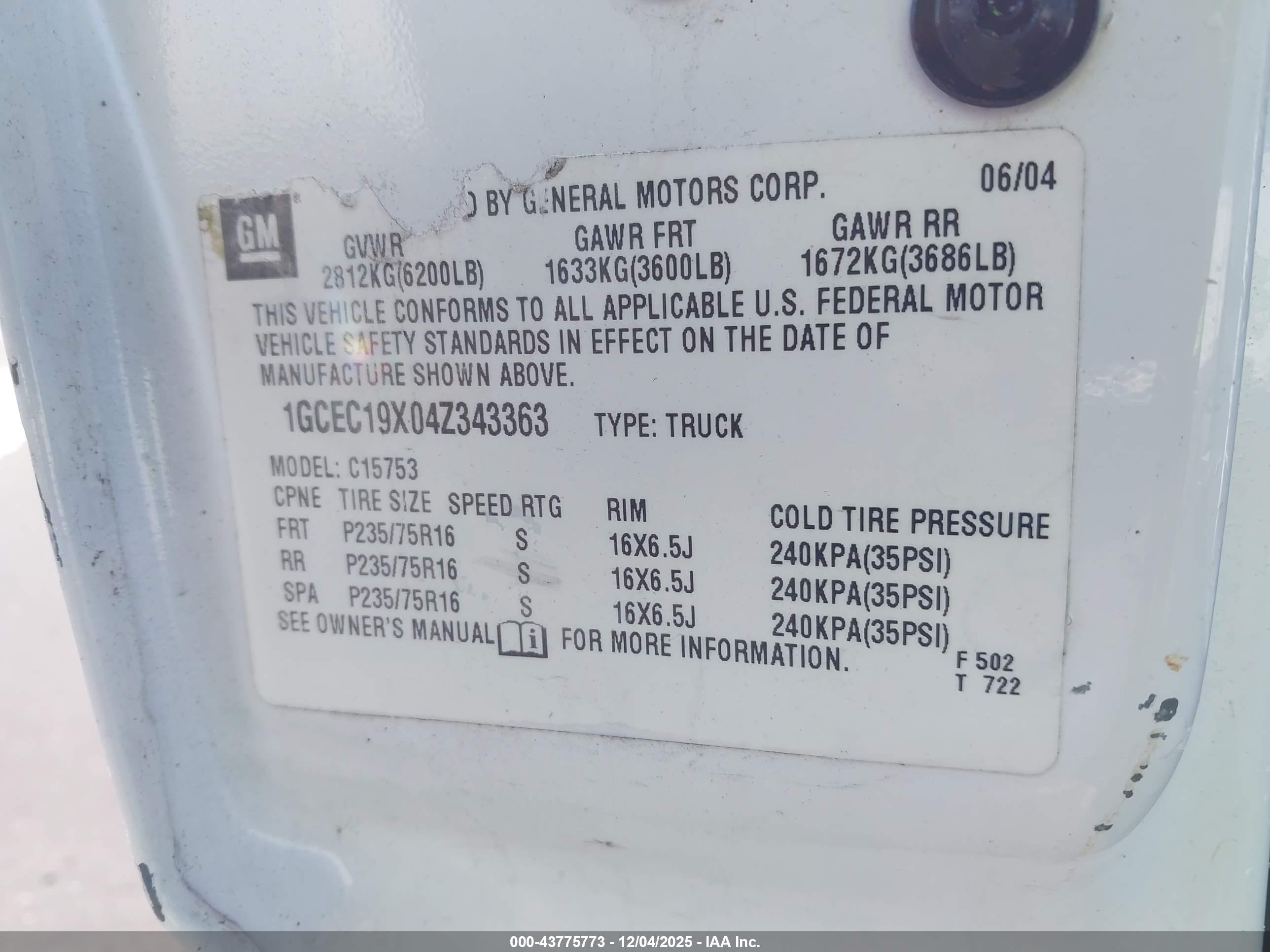 CHEVROLET SILVERADO image 9