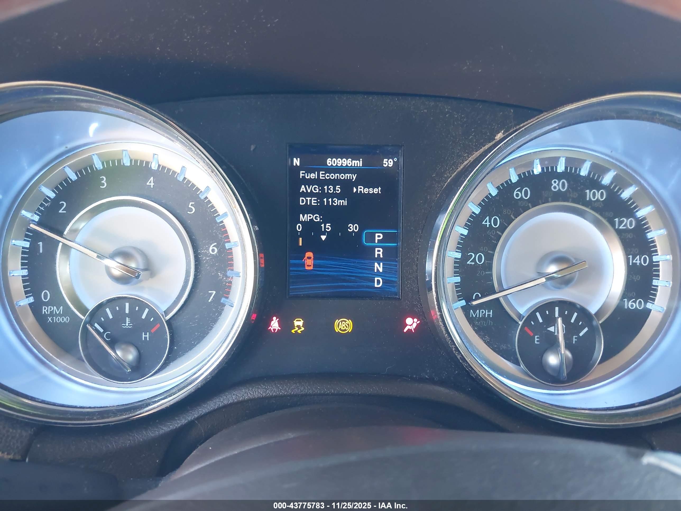 CHRYSLER 300C image 7