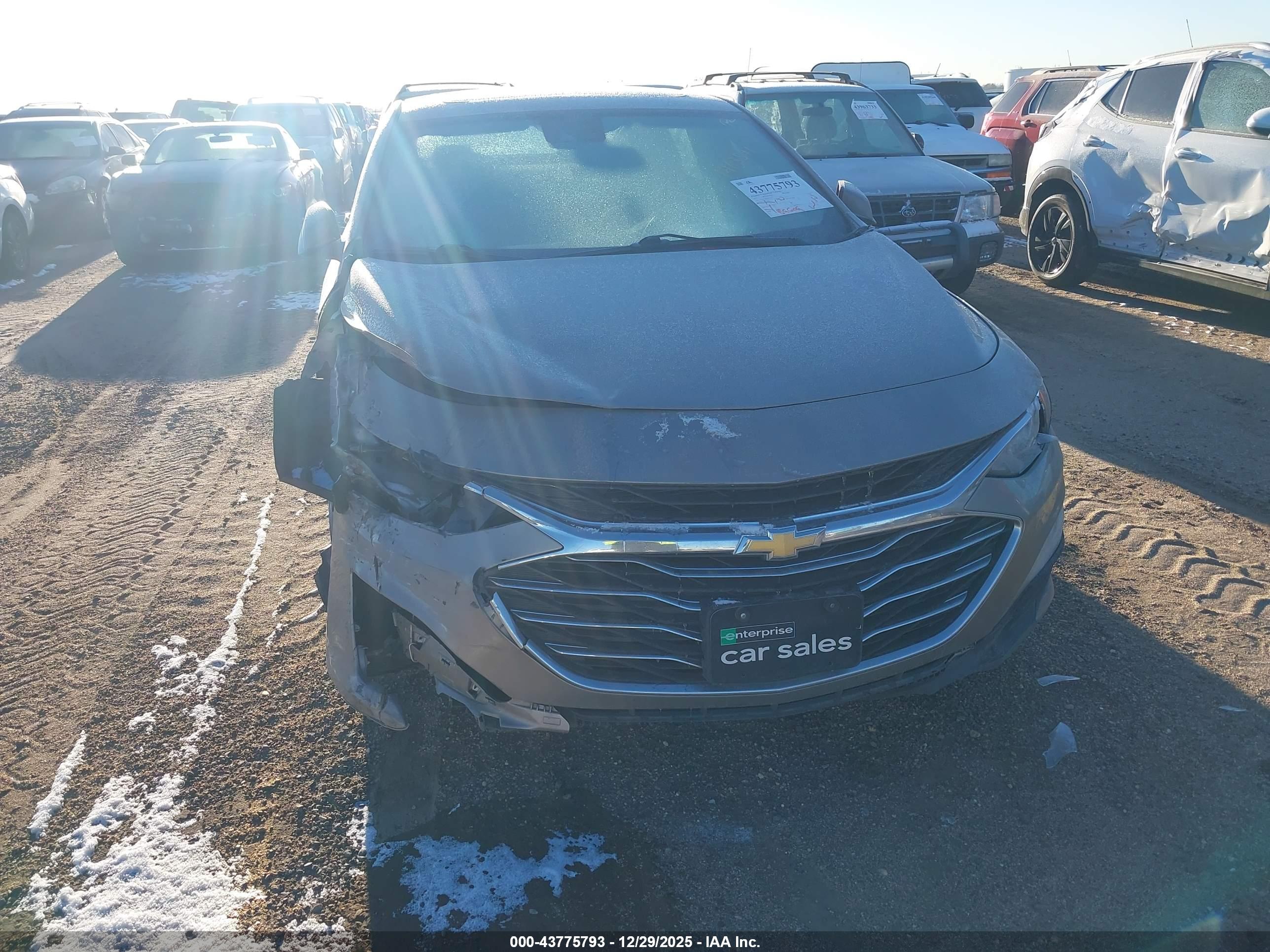 CHEVROLET MALIBU image 6