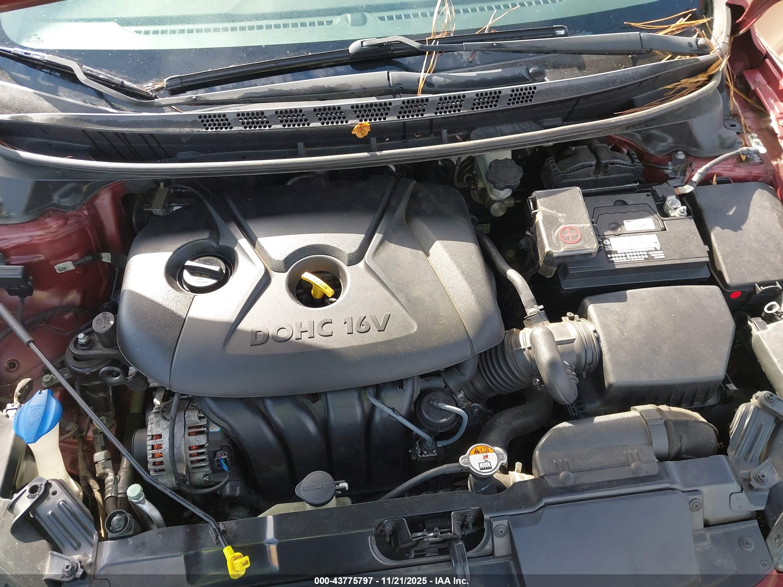 HYUNDAI ELANTRA image 10