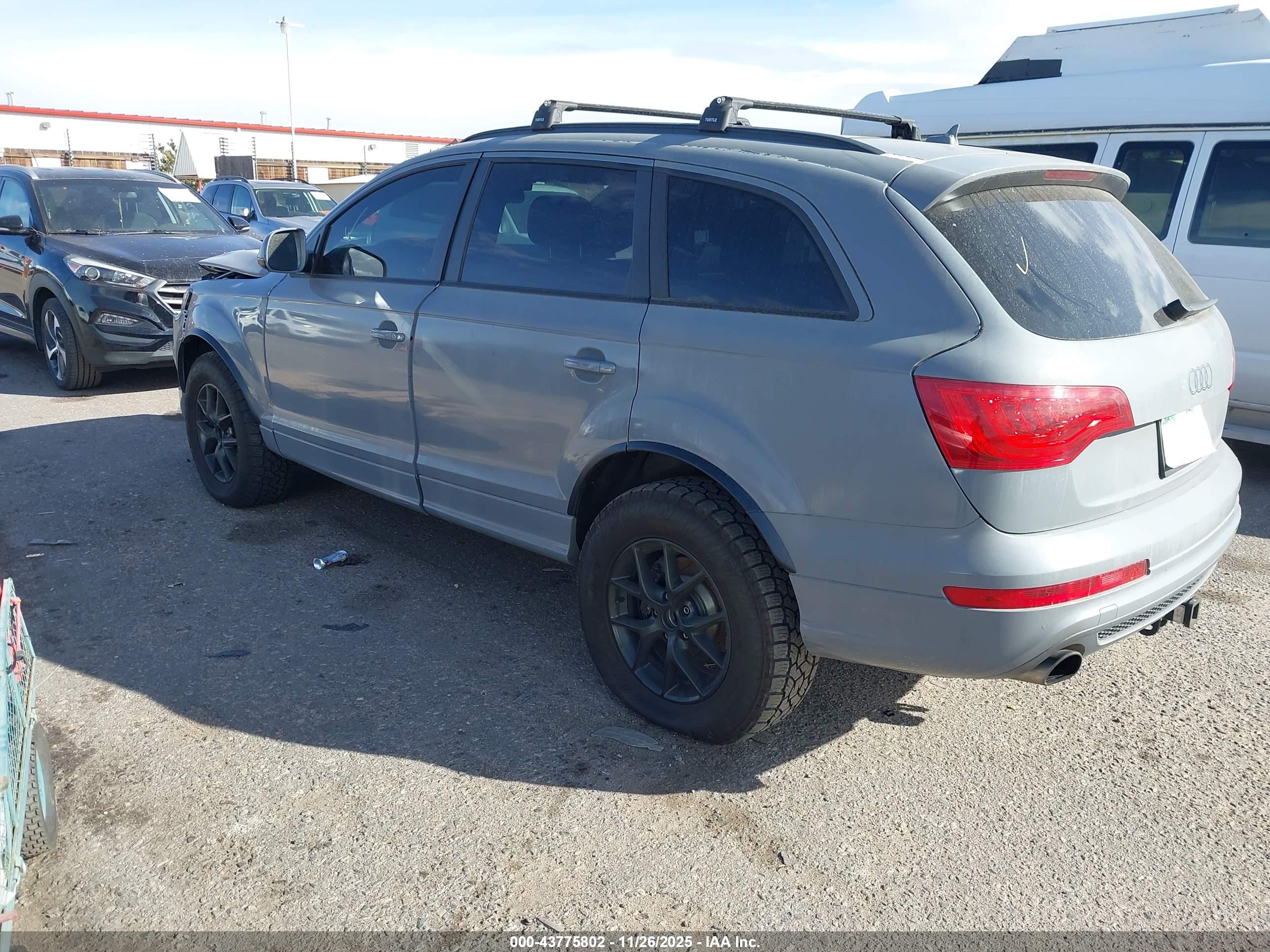 AUDI Q7 image 3