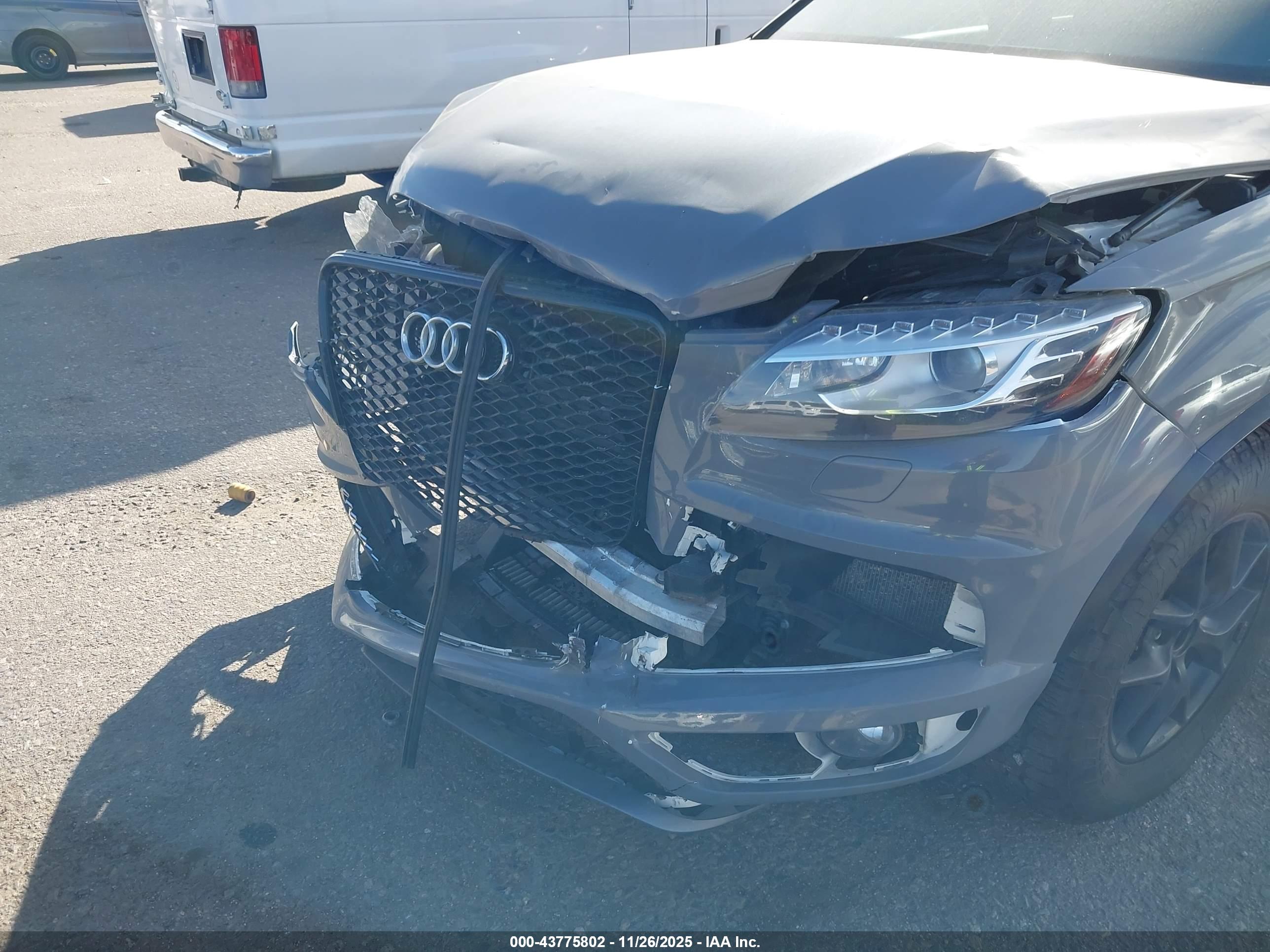 AUDI Q7 image 6
