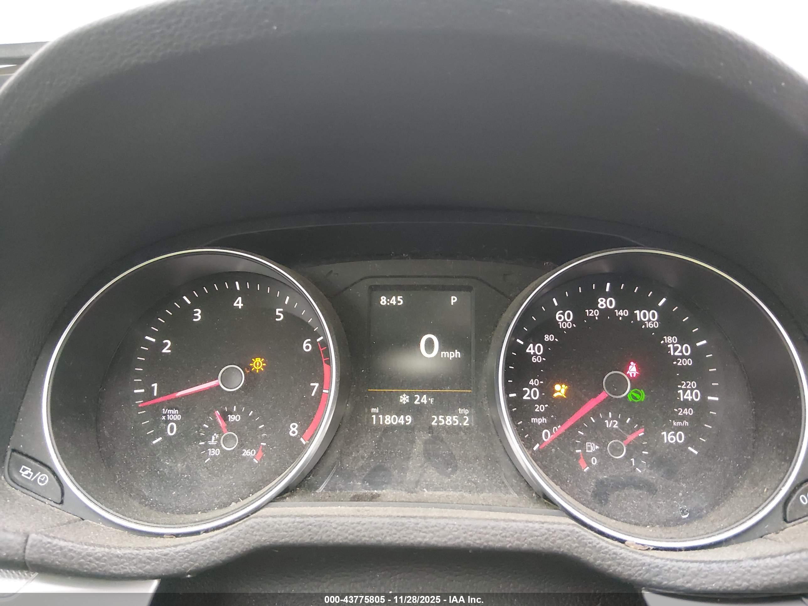 VOLKSWAGEN PASSAT image 7
