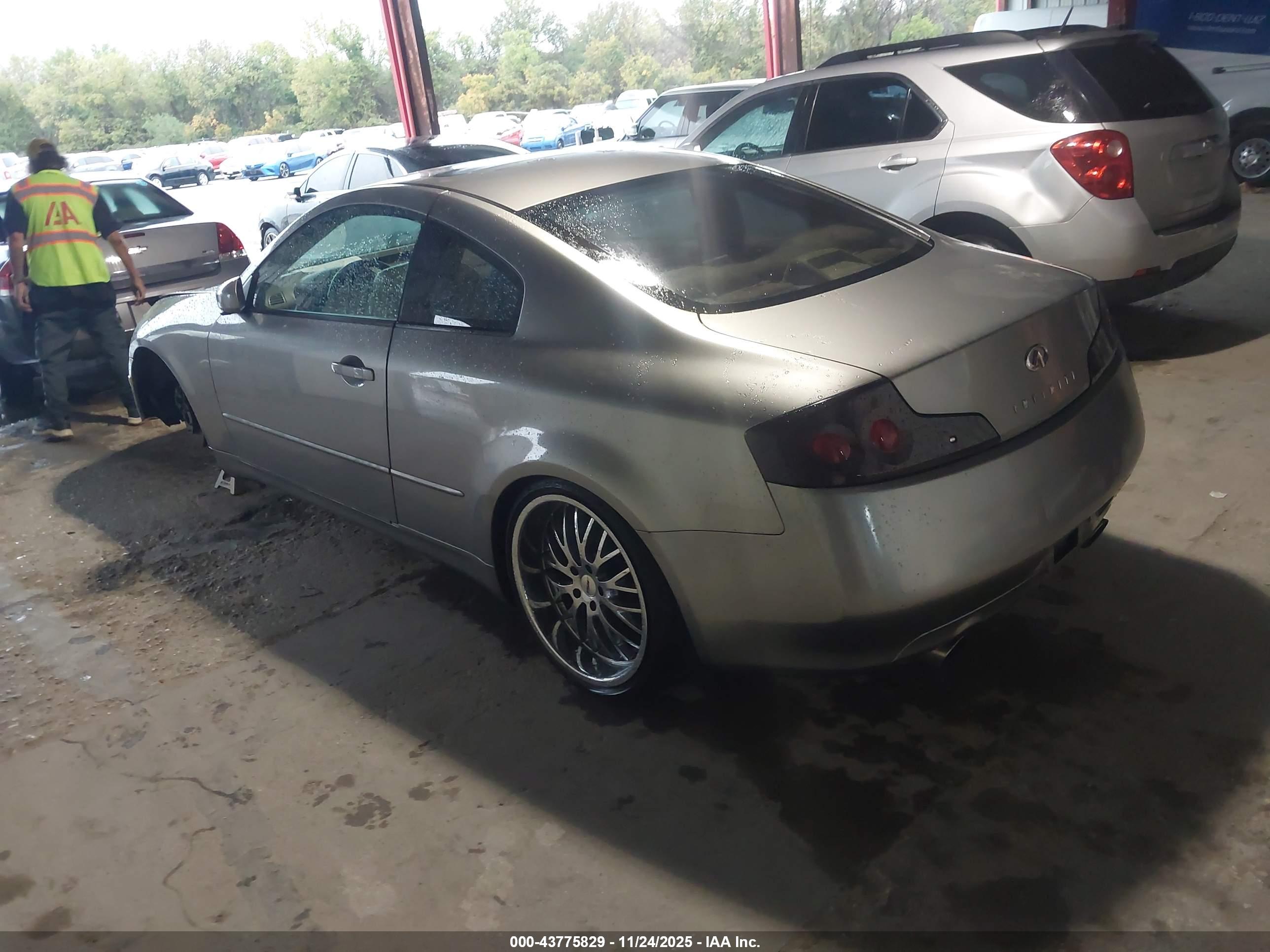 INFINITI G35 image 3