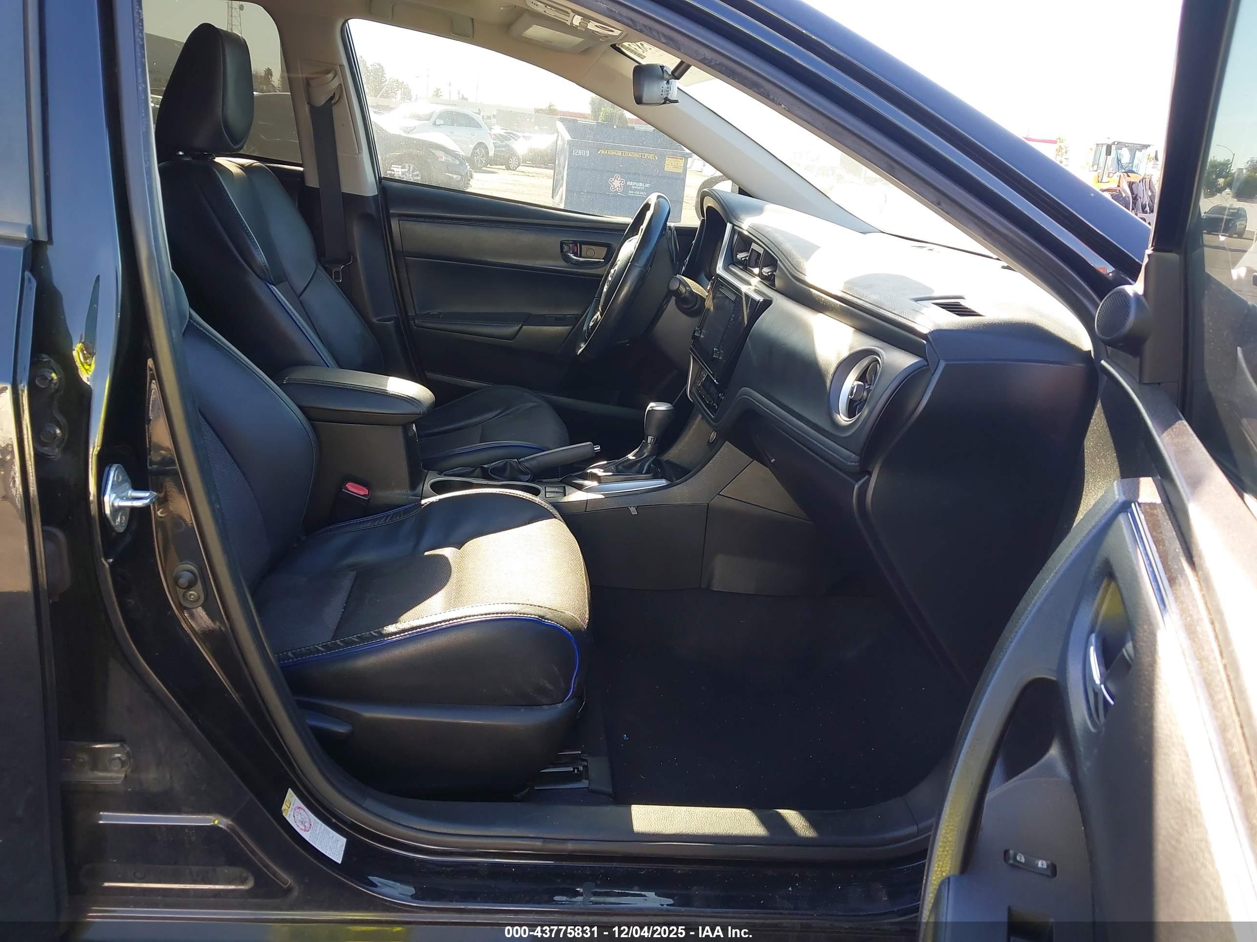 TOYOTA COROLLA image 5