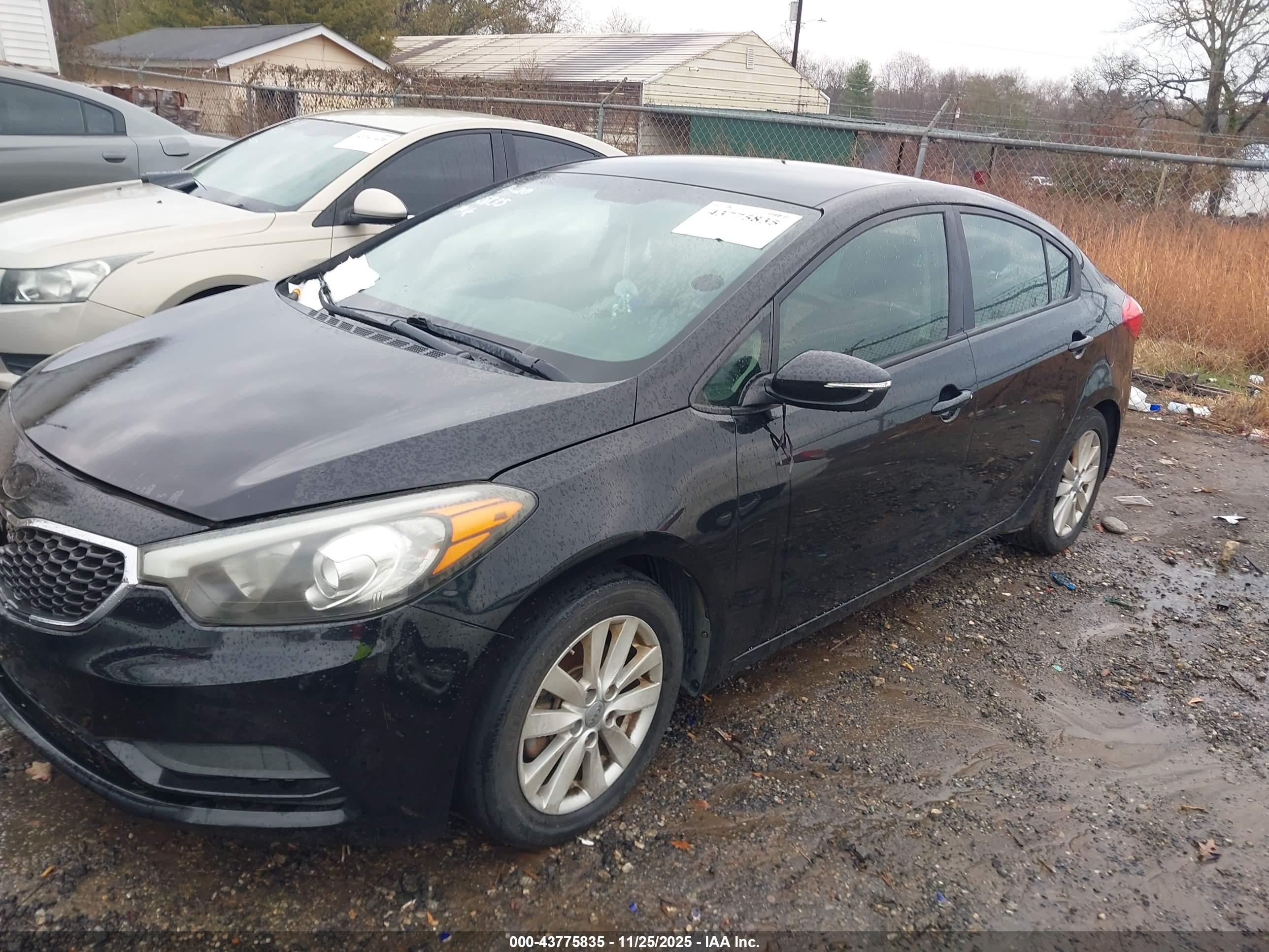 KIA FORTE image 2
