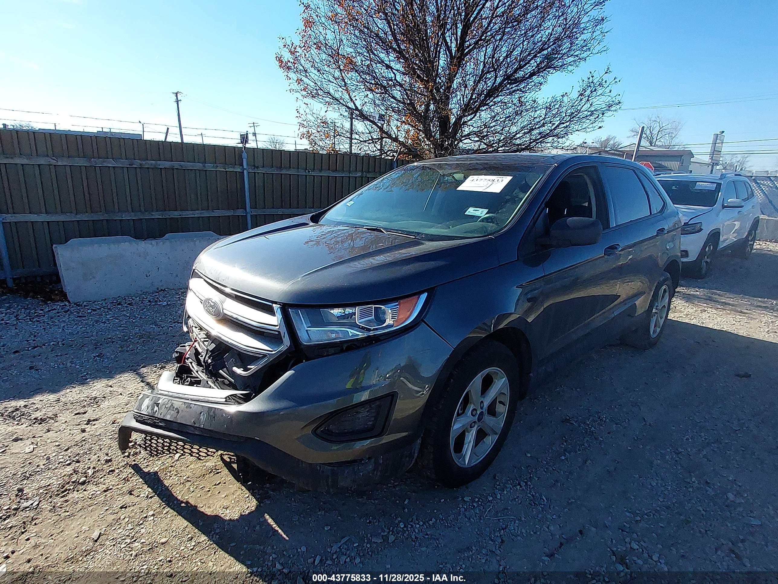 FORD EDGE image 2