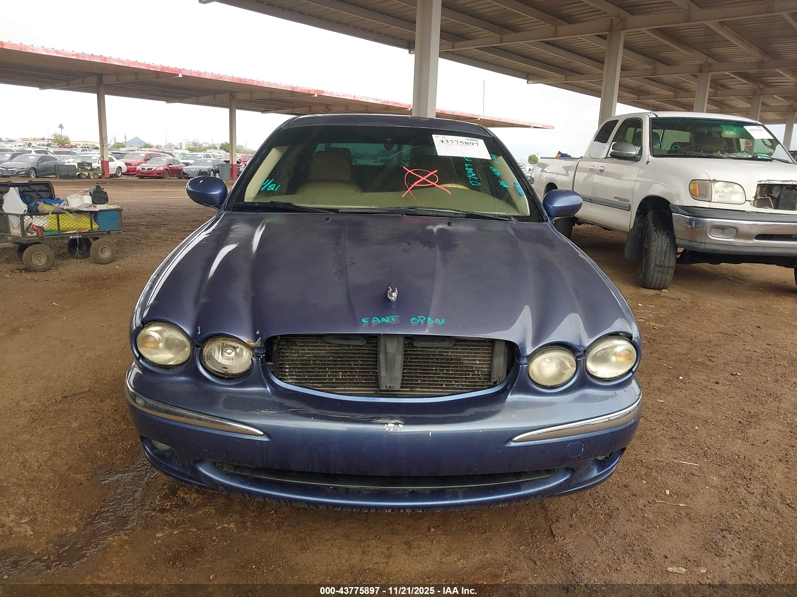 JAGUAR X-TYPE image 6