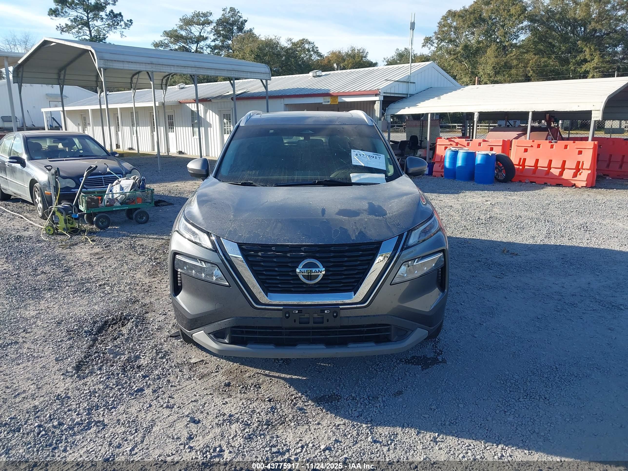 NISSAN ROGUE image 6