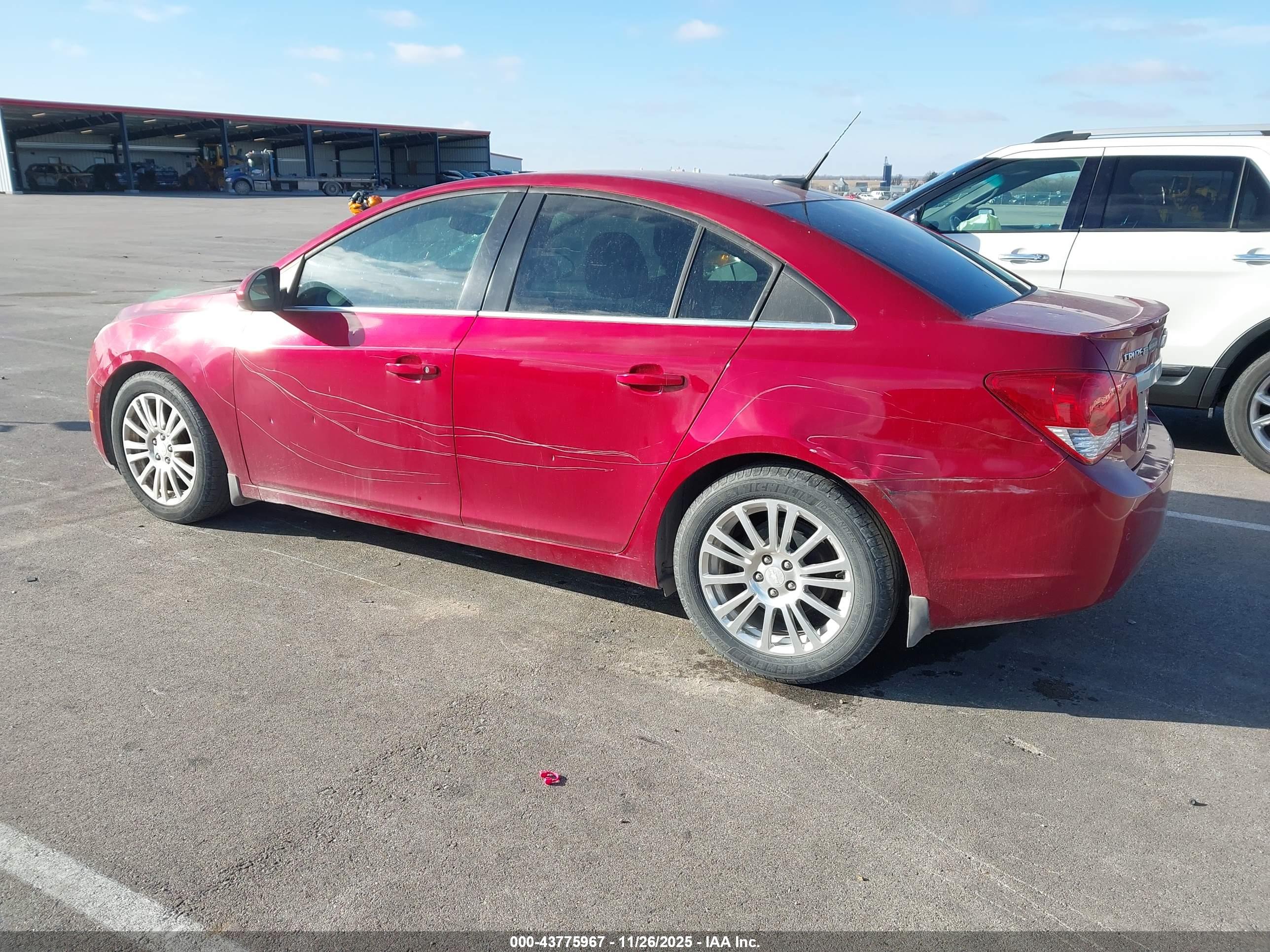 CHEVROLET CRUZE image 3