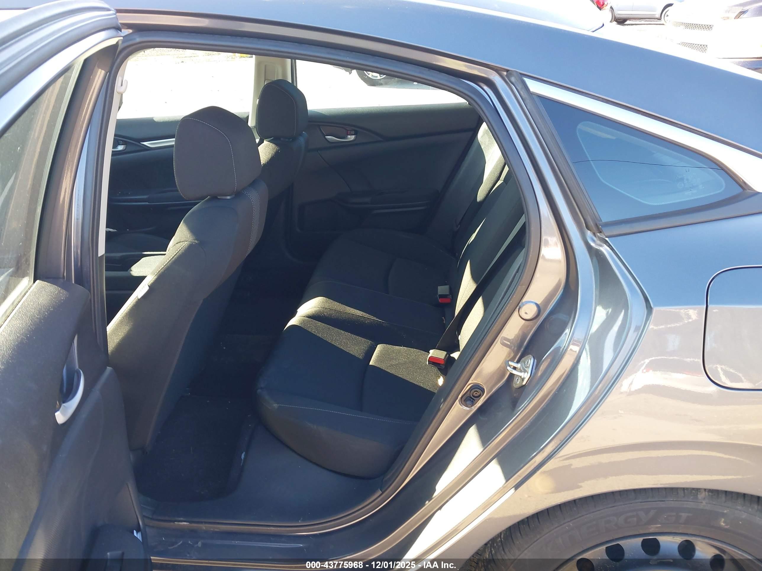 HONDA CIVIC image 8