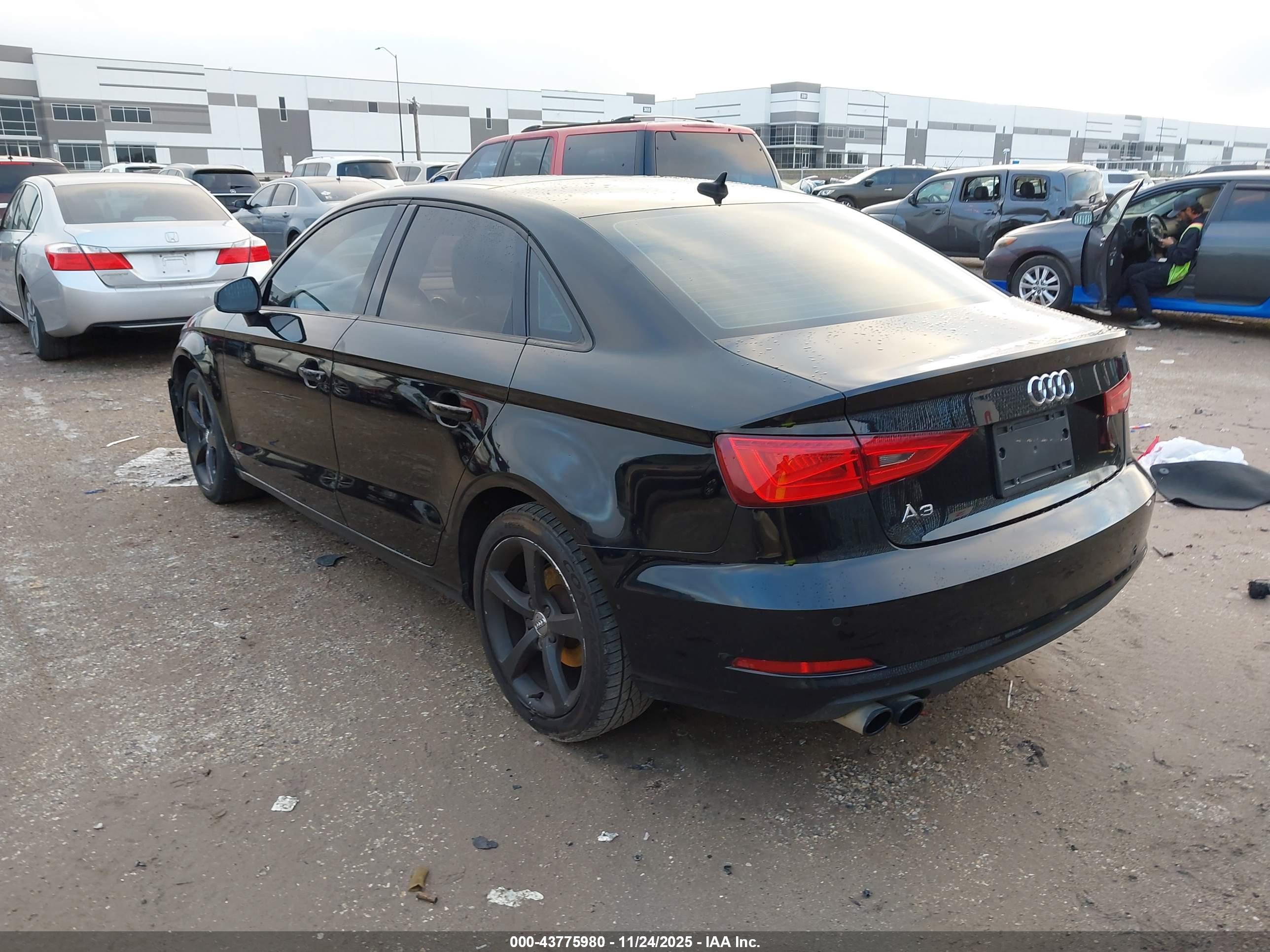 AUDI A3 image 3
