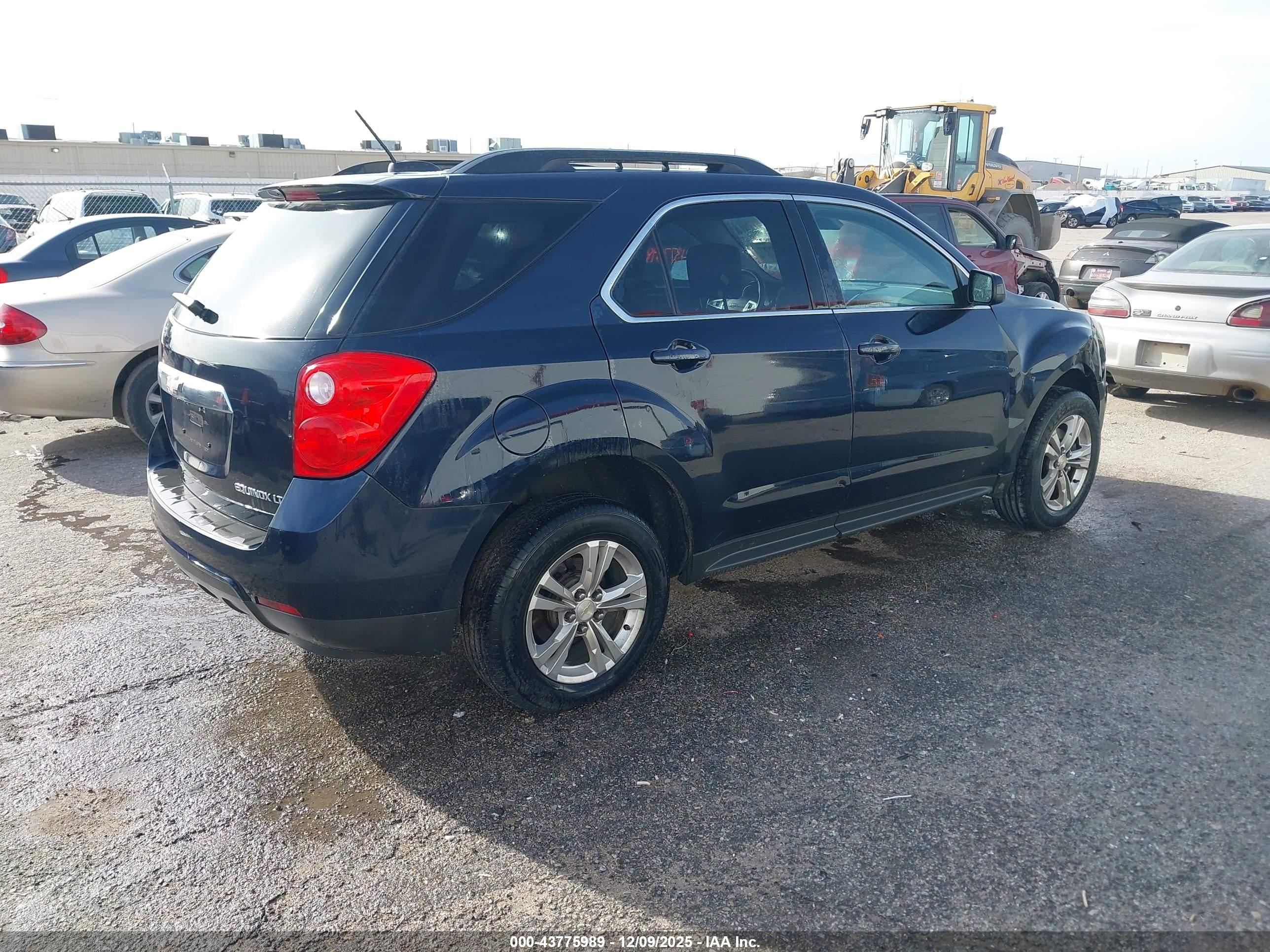 CHEVROLET EQUINOX image 4