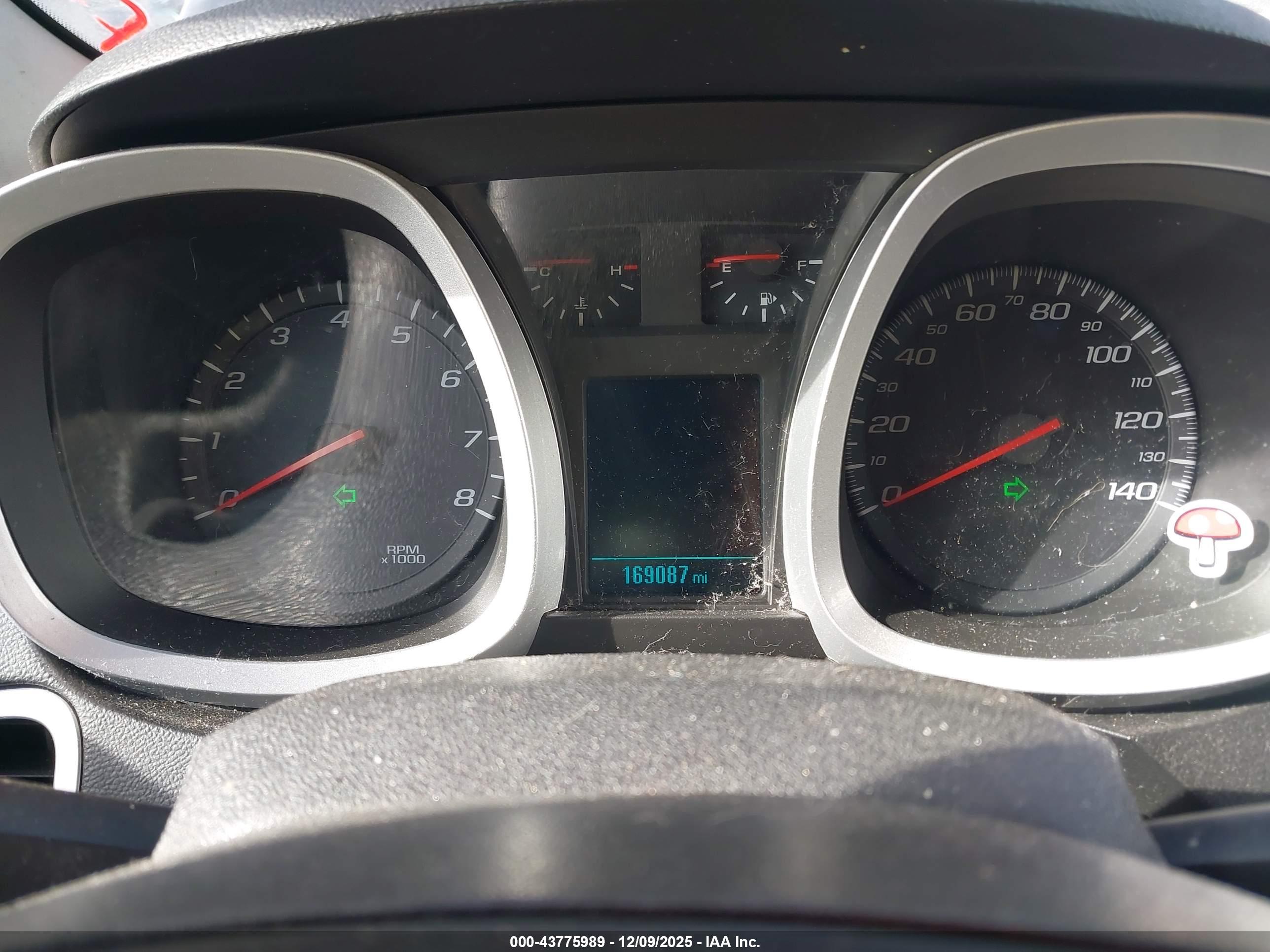 CHEVROLET EQUINOX image 7