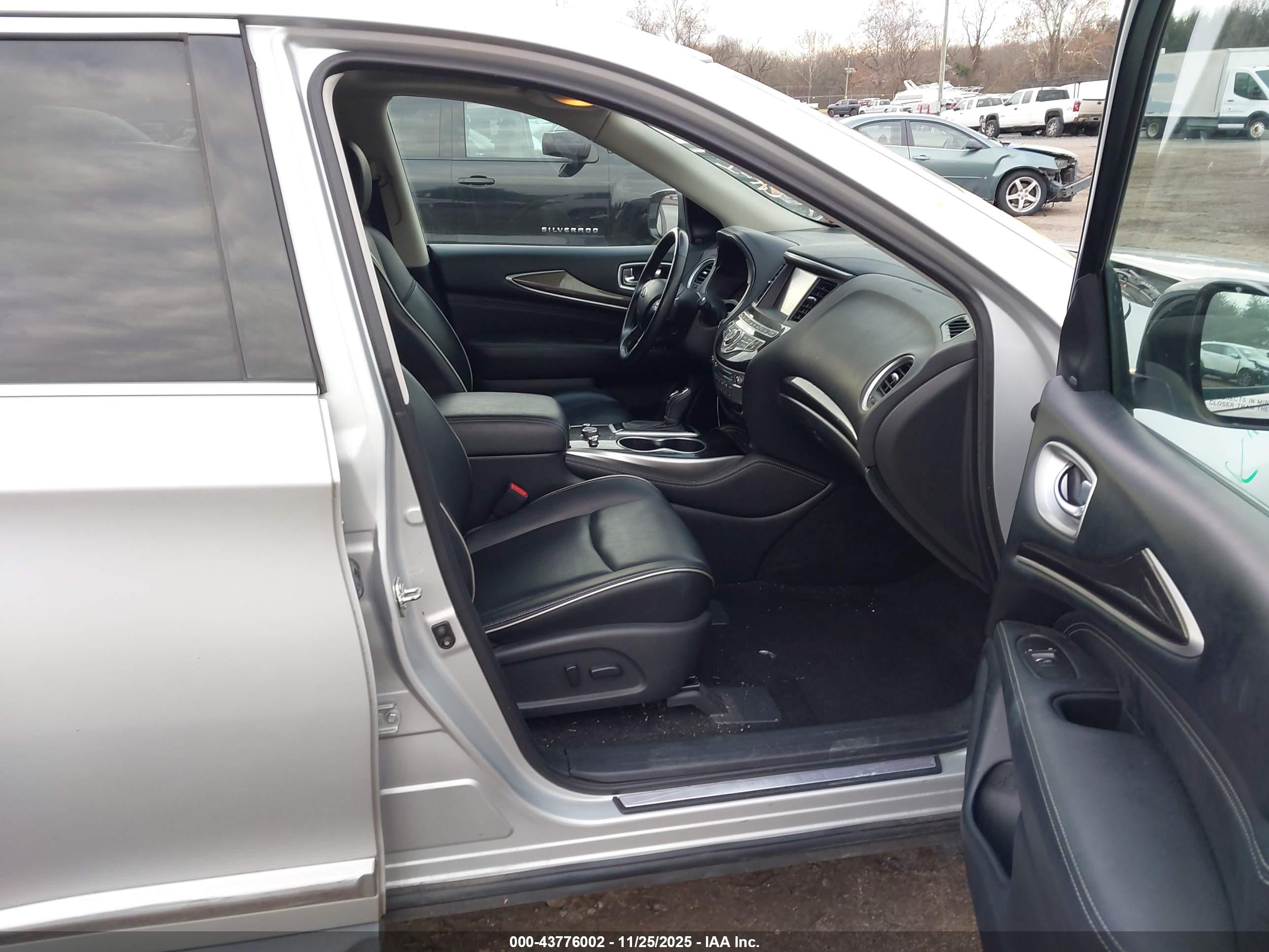 INFINITI QX60 image 5