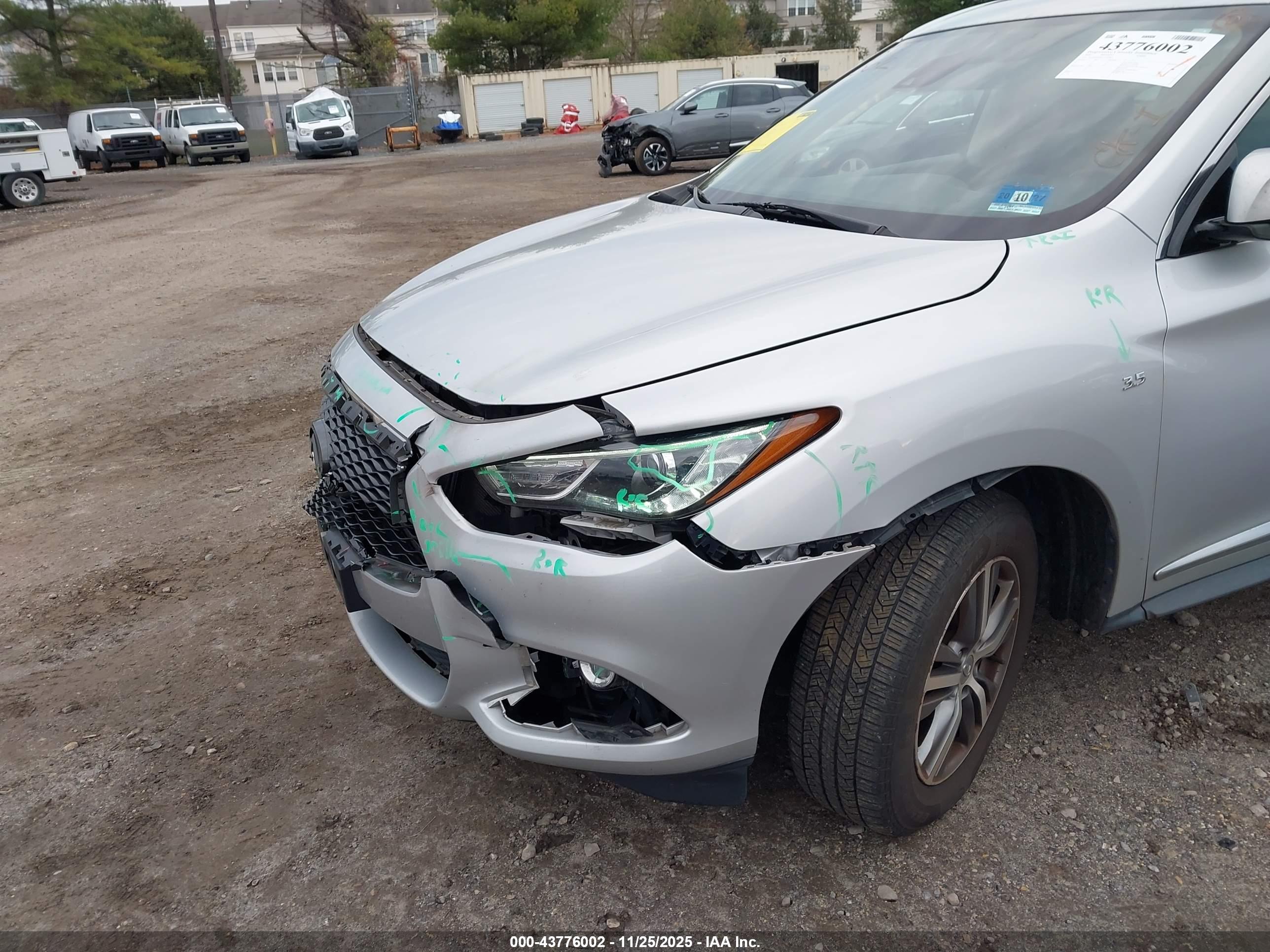 INFINITI QX60 image 6