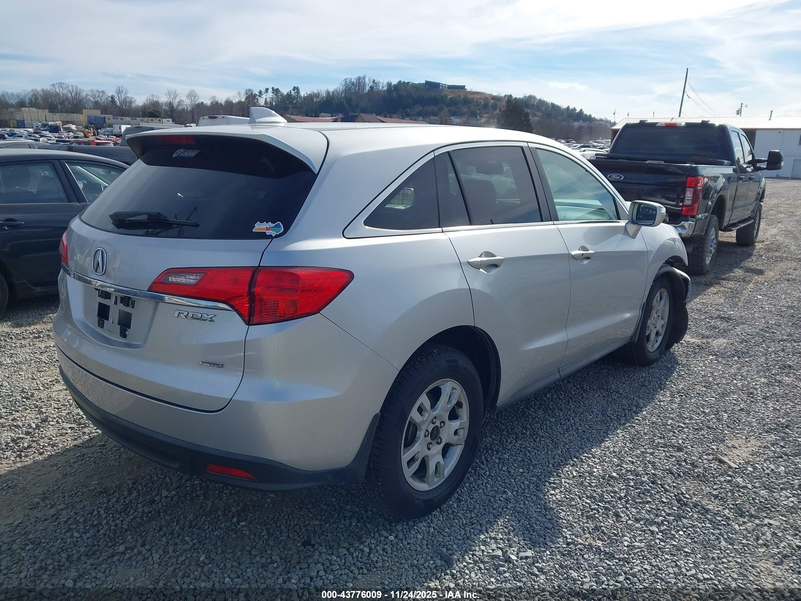 ACURA RDX image 4