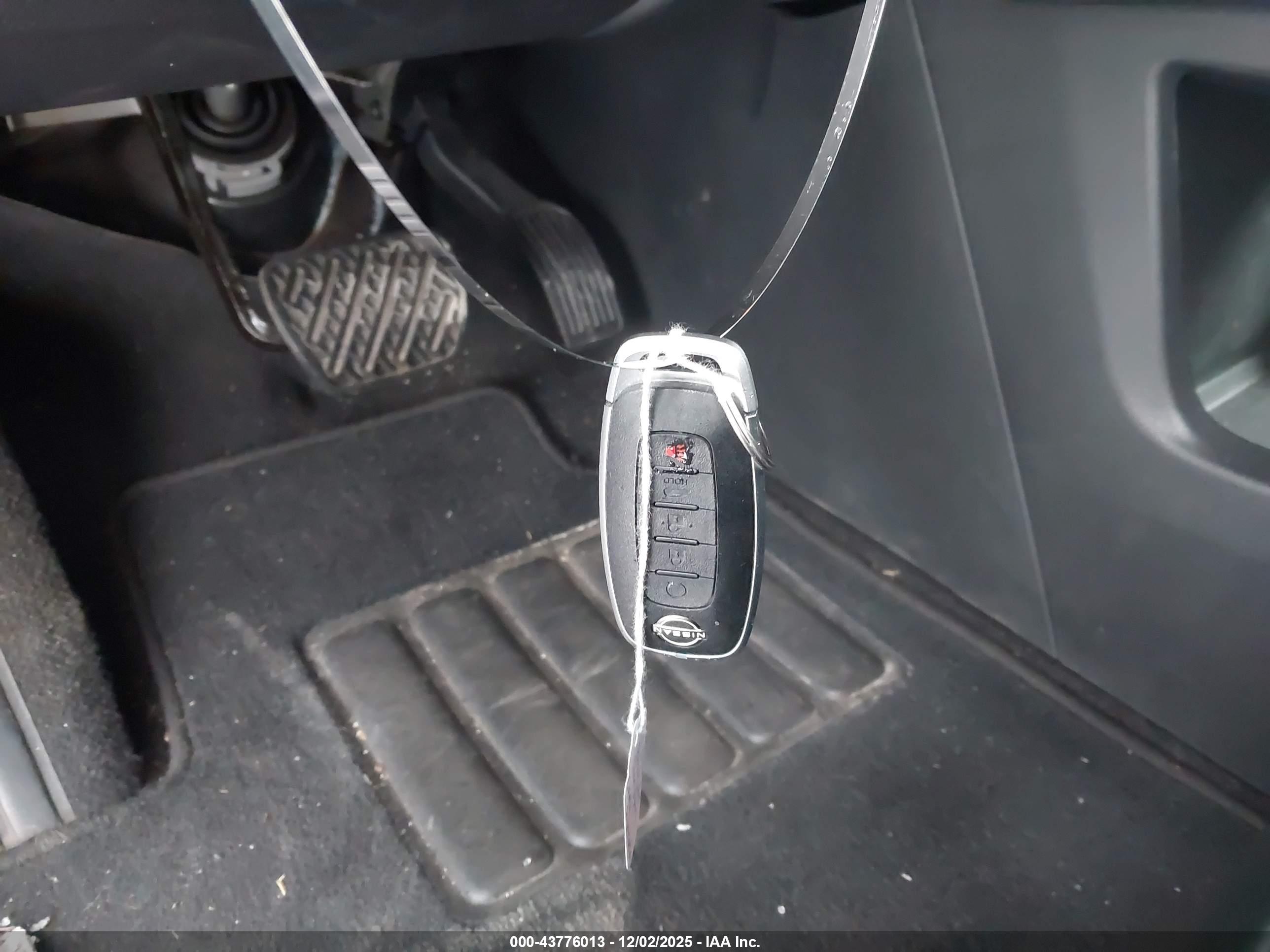 NISSAN PATHFINDER image 11