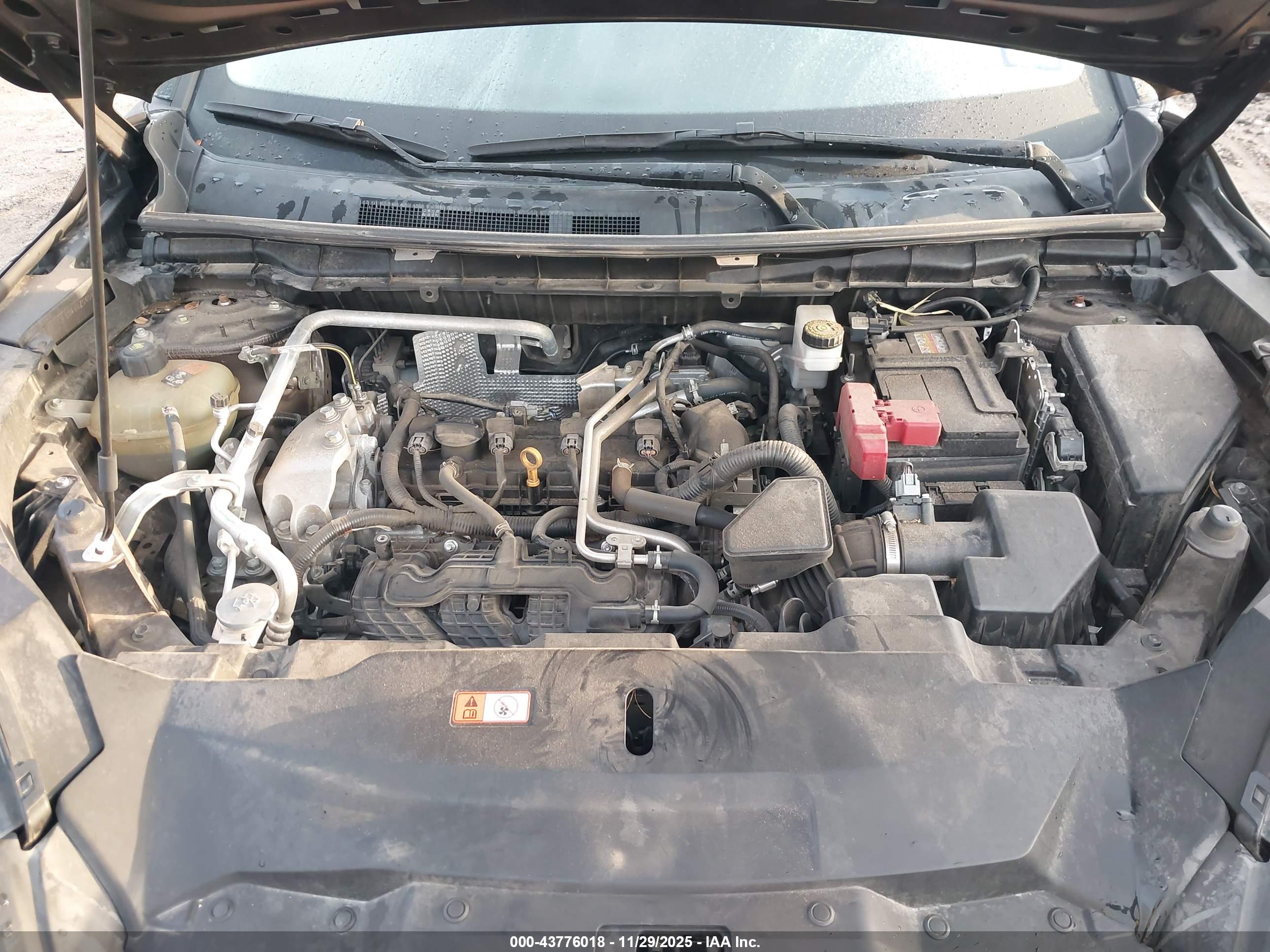 MITSUBISHI OUTLANDER image 10
