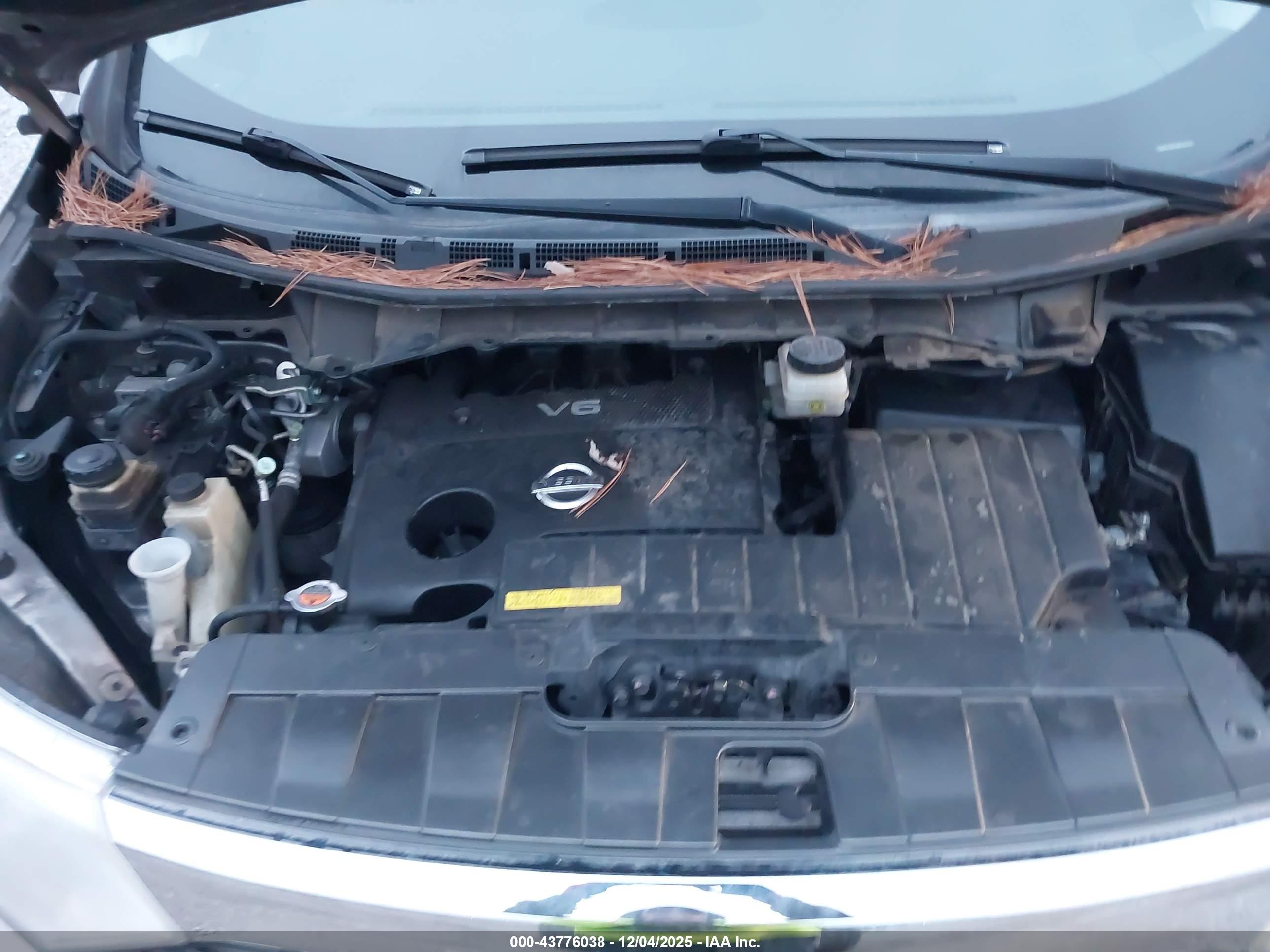 NISSAN QUEST image 10