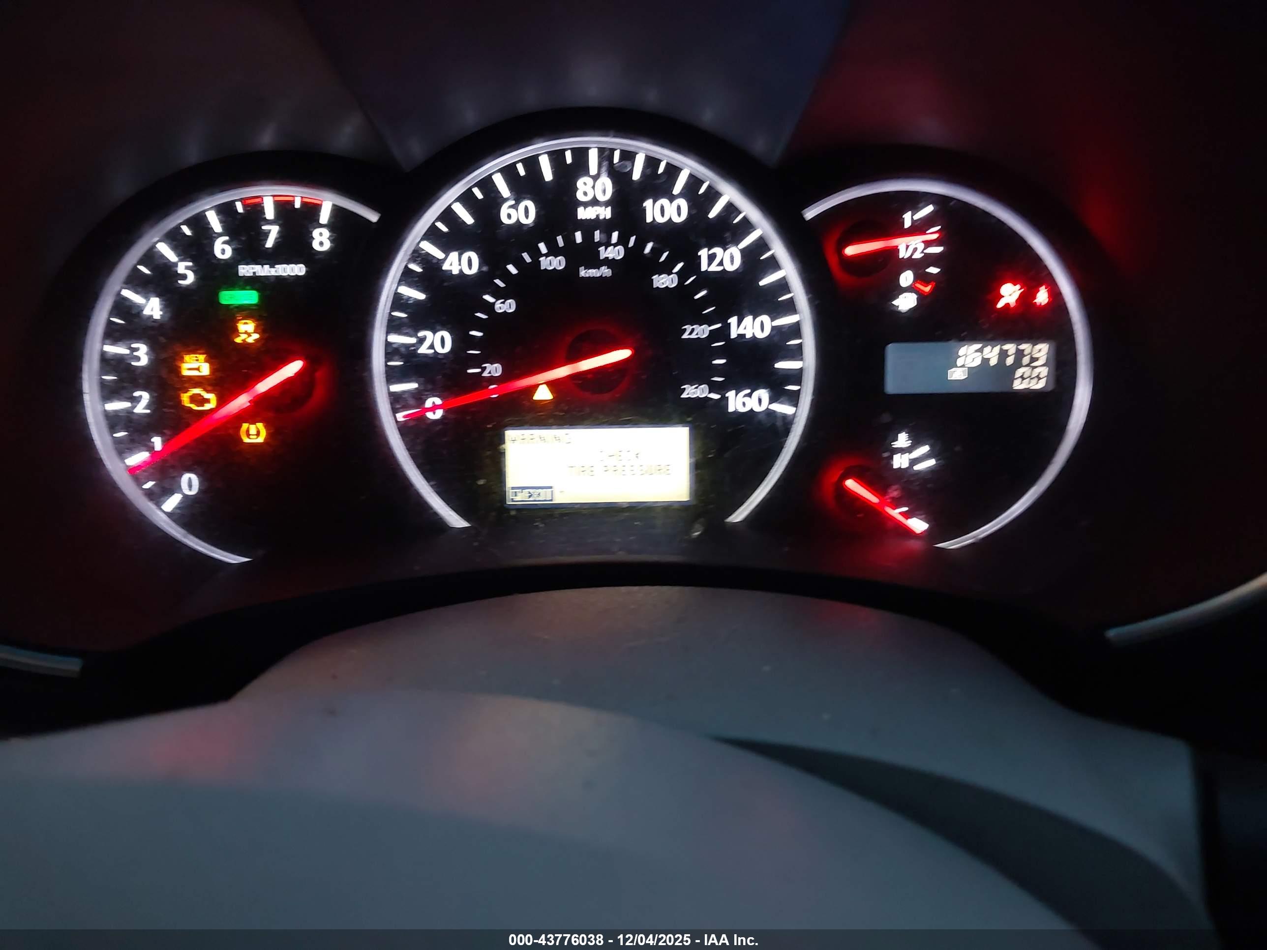 NISSAN QUEST image 7