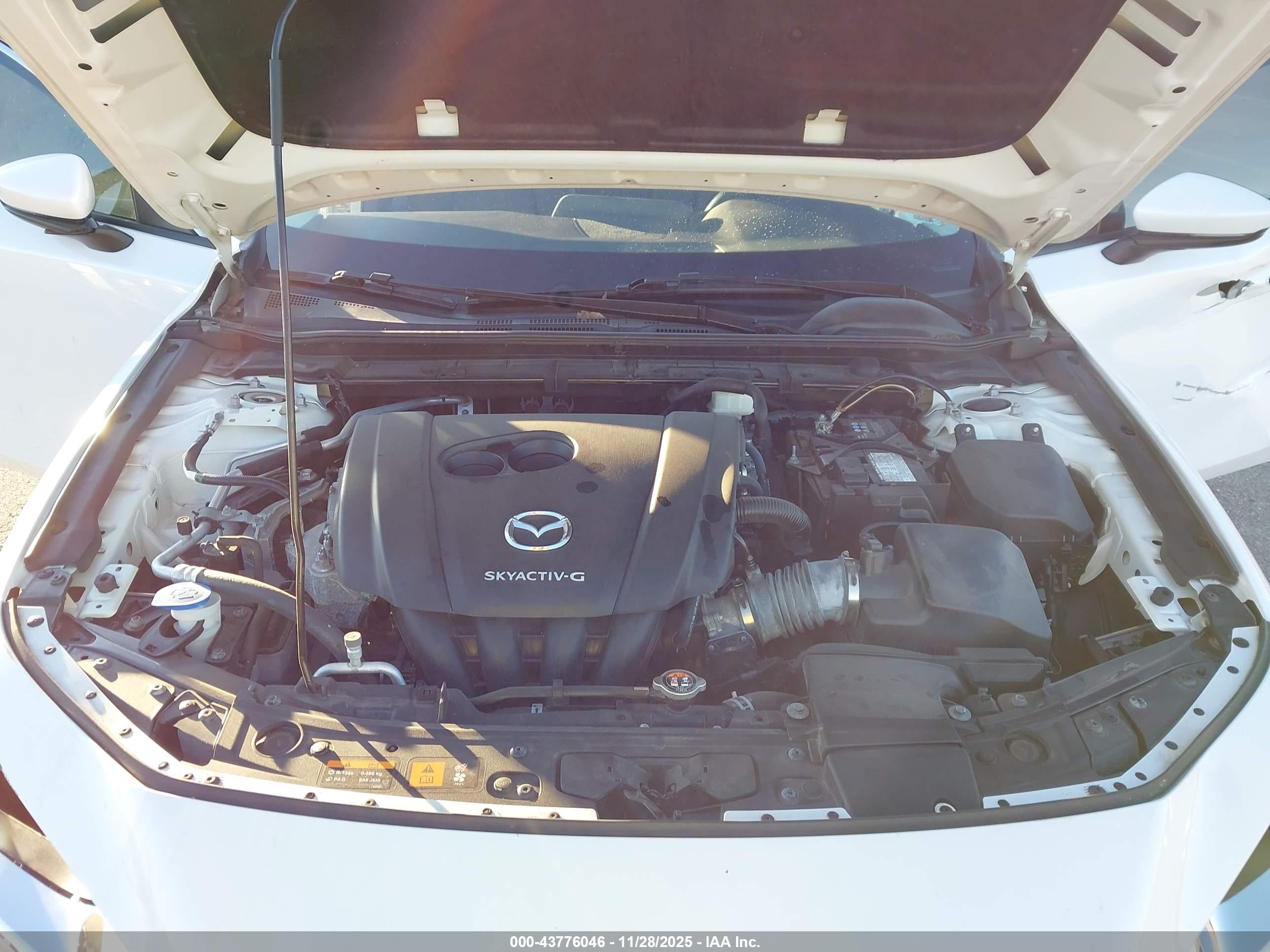 MAZDA MAZDA3 image 10