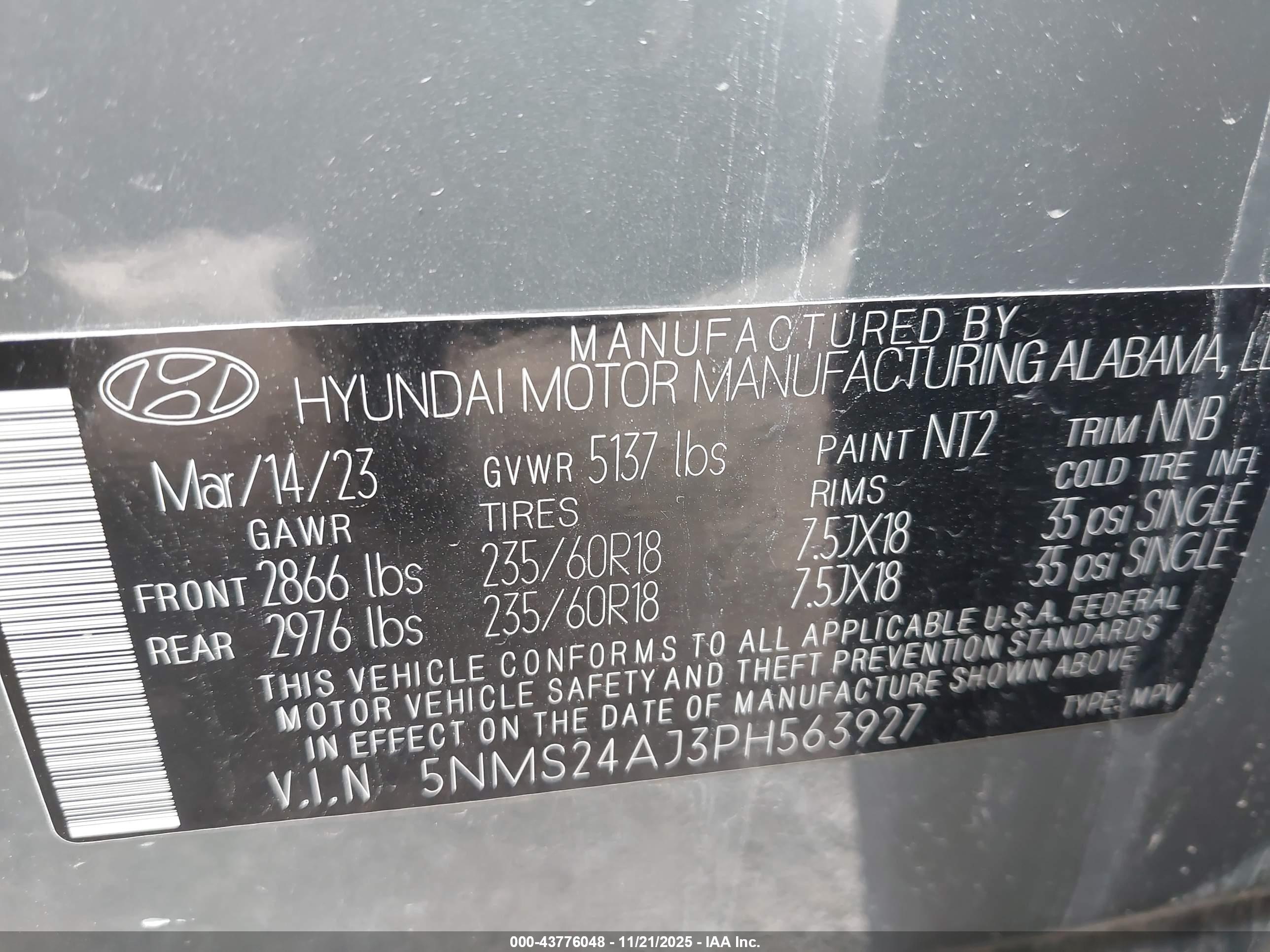 HYUNDAI SANTA image 9