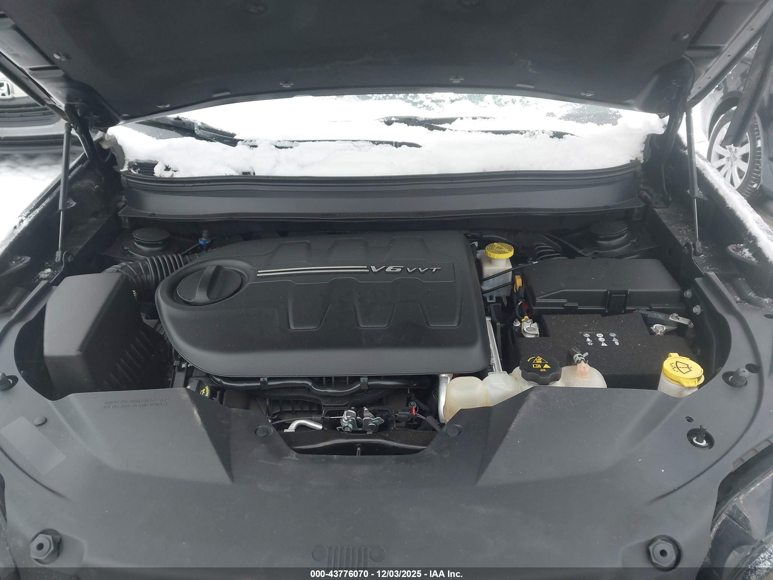 JEEP CHEROKEE image 10