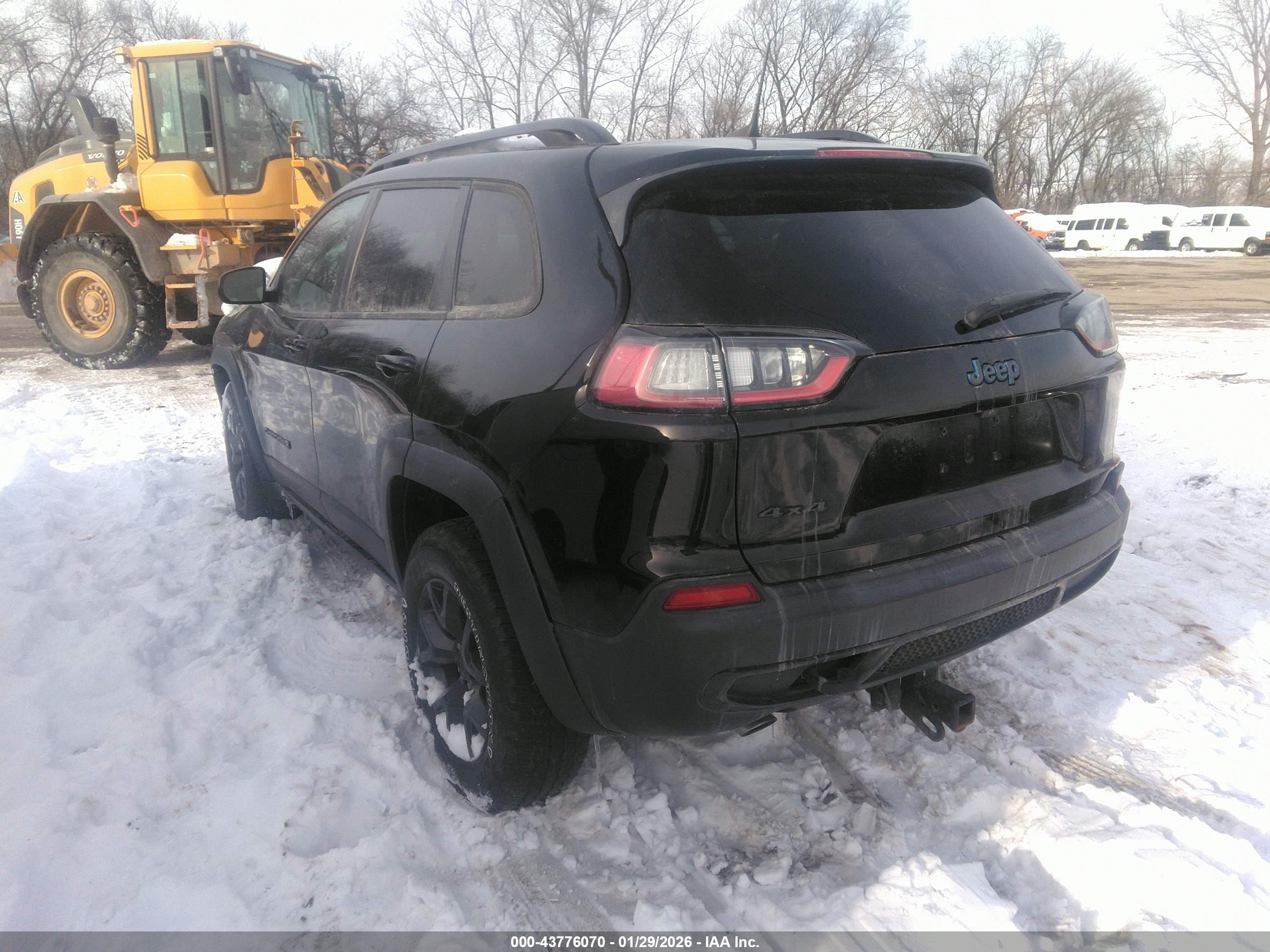 JEEP CHEROKEE image 3