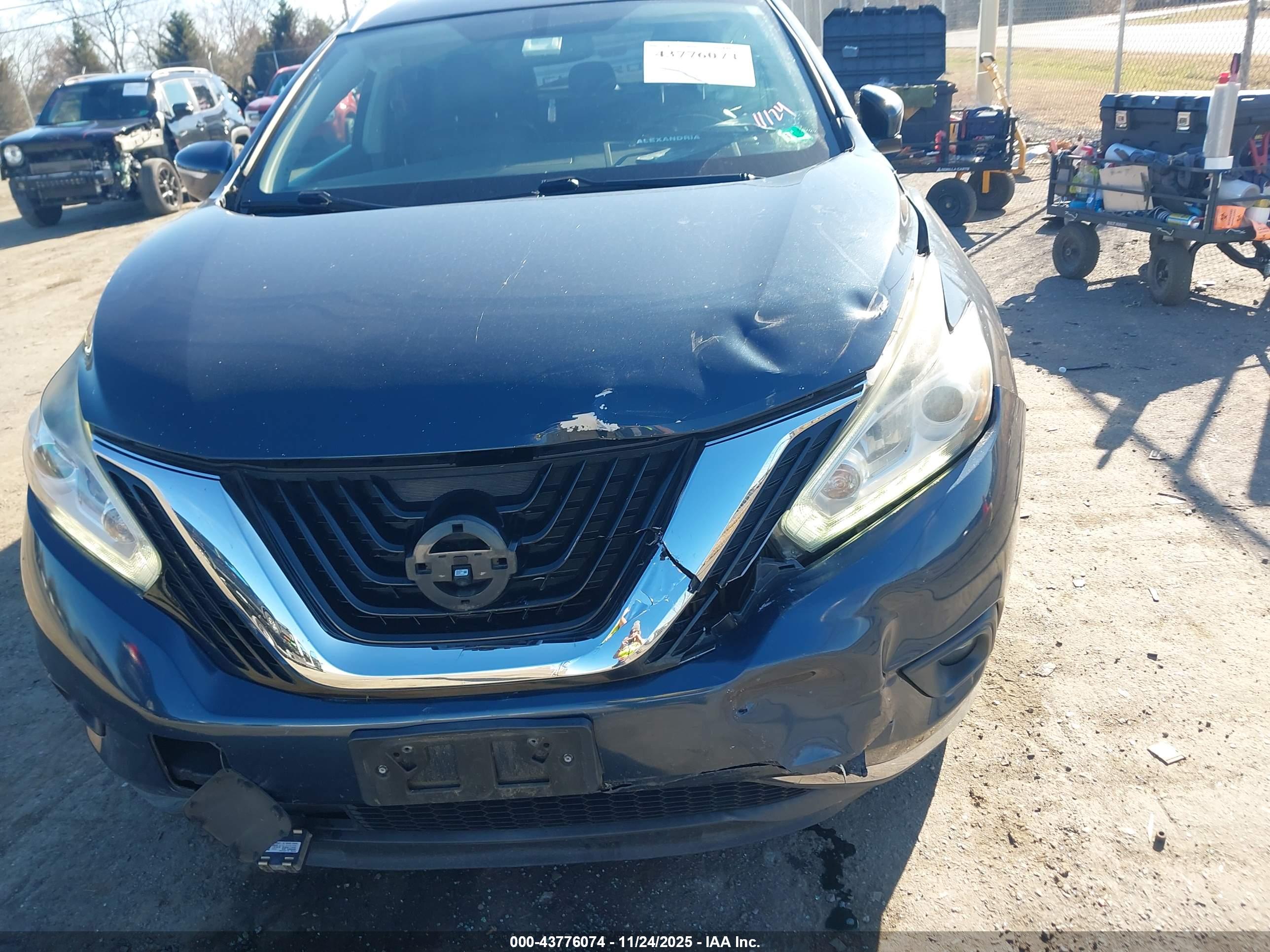 NISSAN MURANO image 6