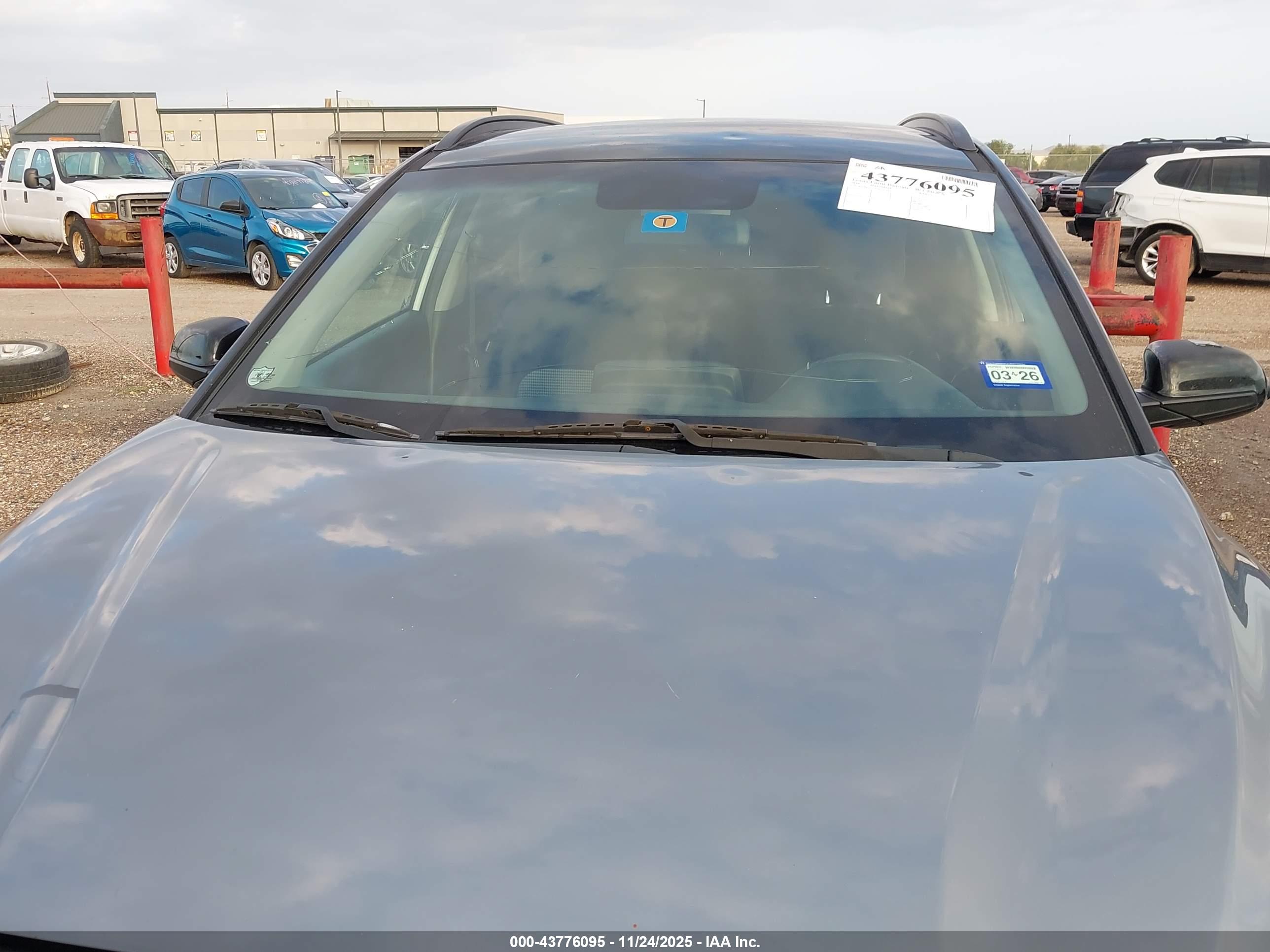 HYUNDAI KONA image 6