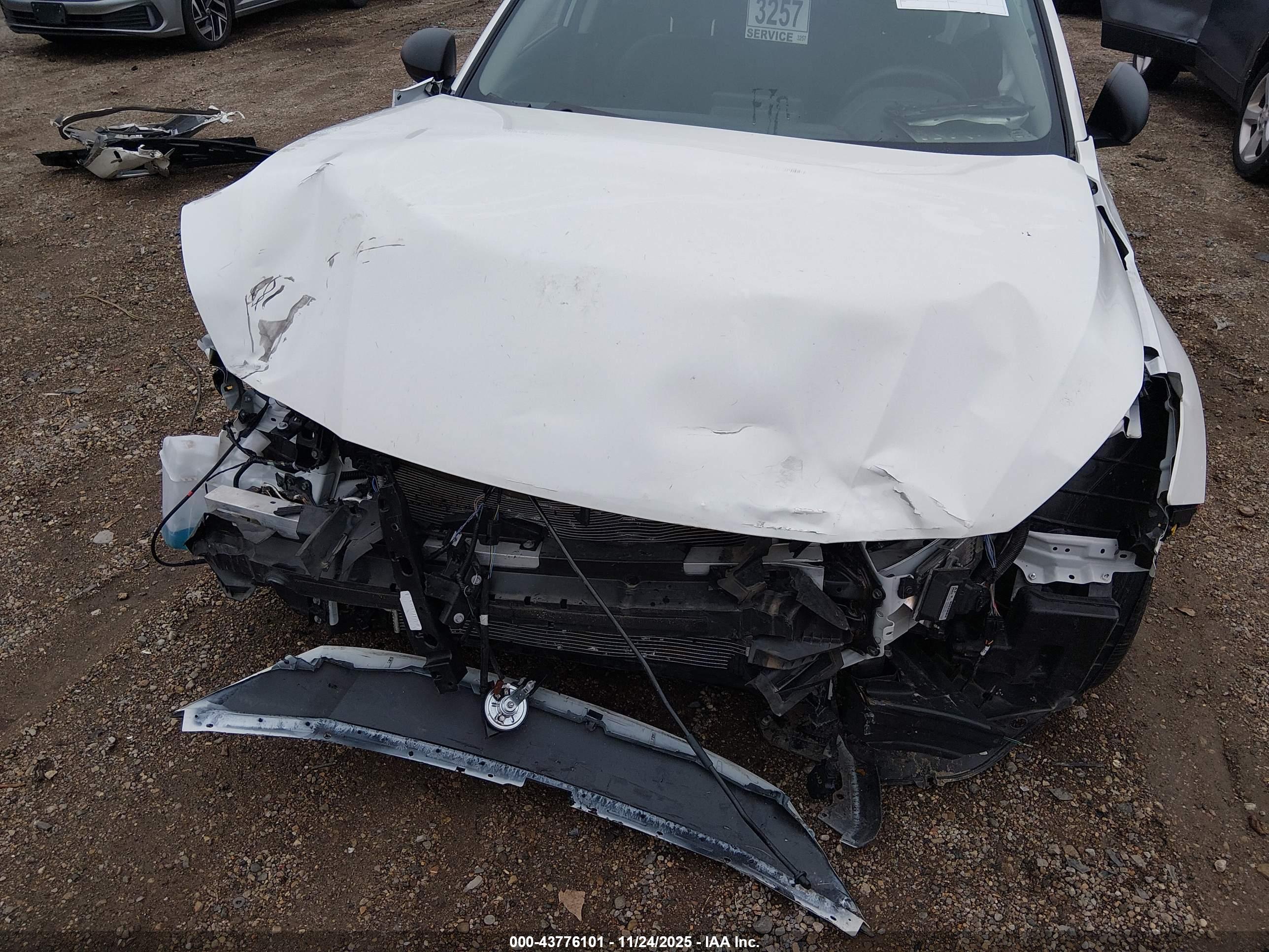 NISSAN ALTIMA image 6