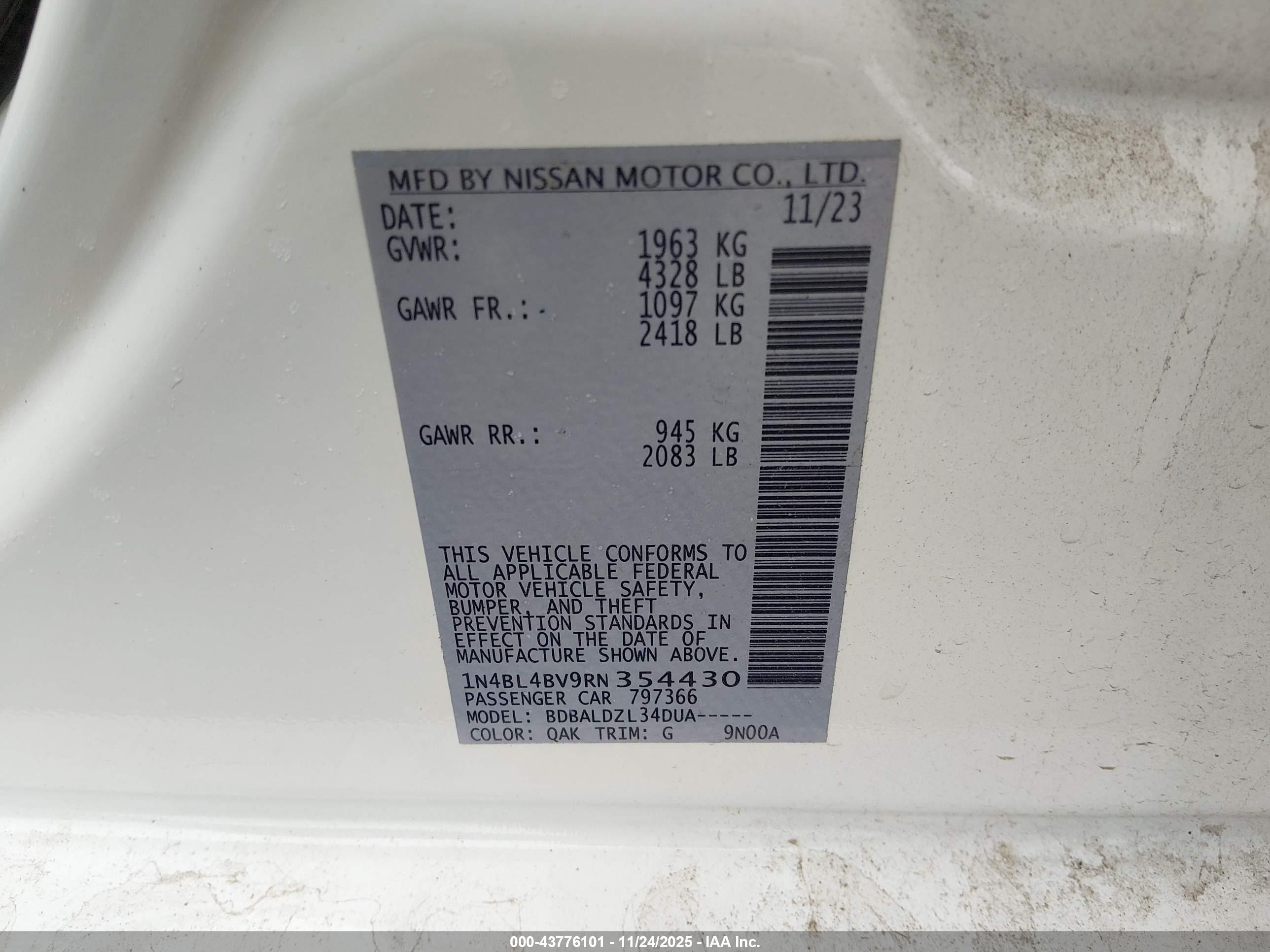 NISSAN ALTIMA image 9