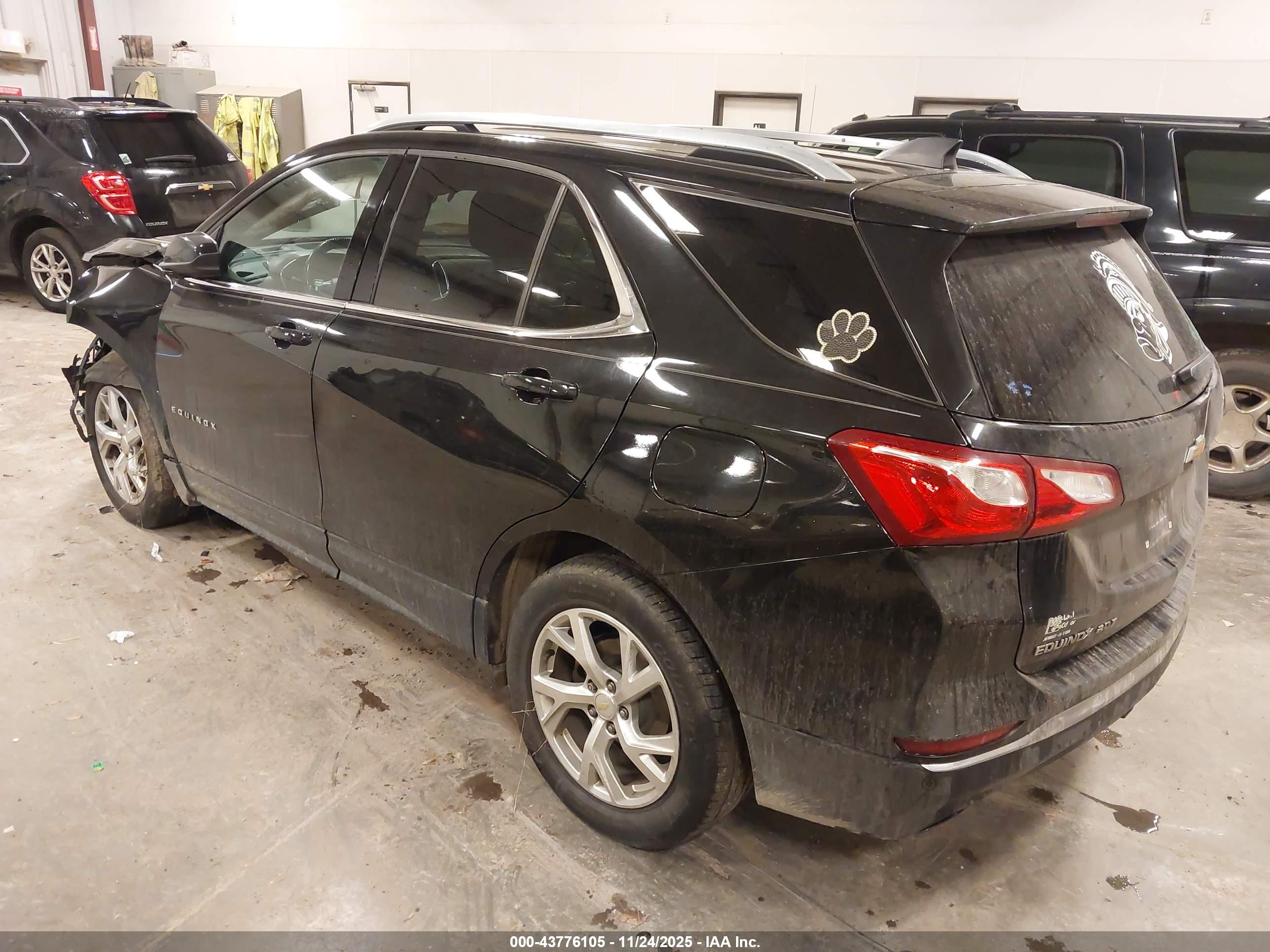 CHEVROLET EQUINOX image 3