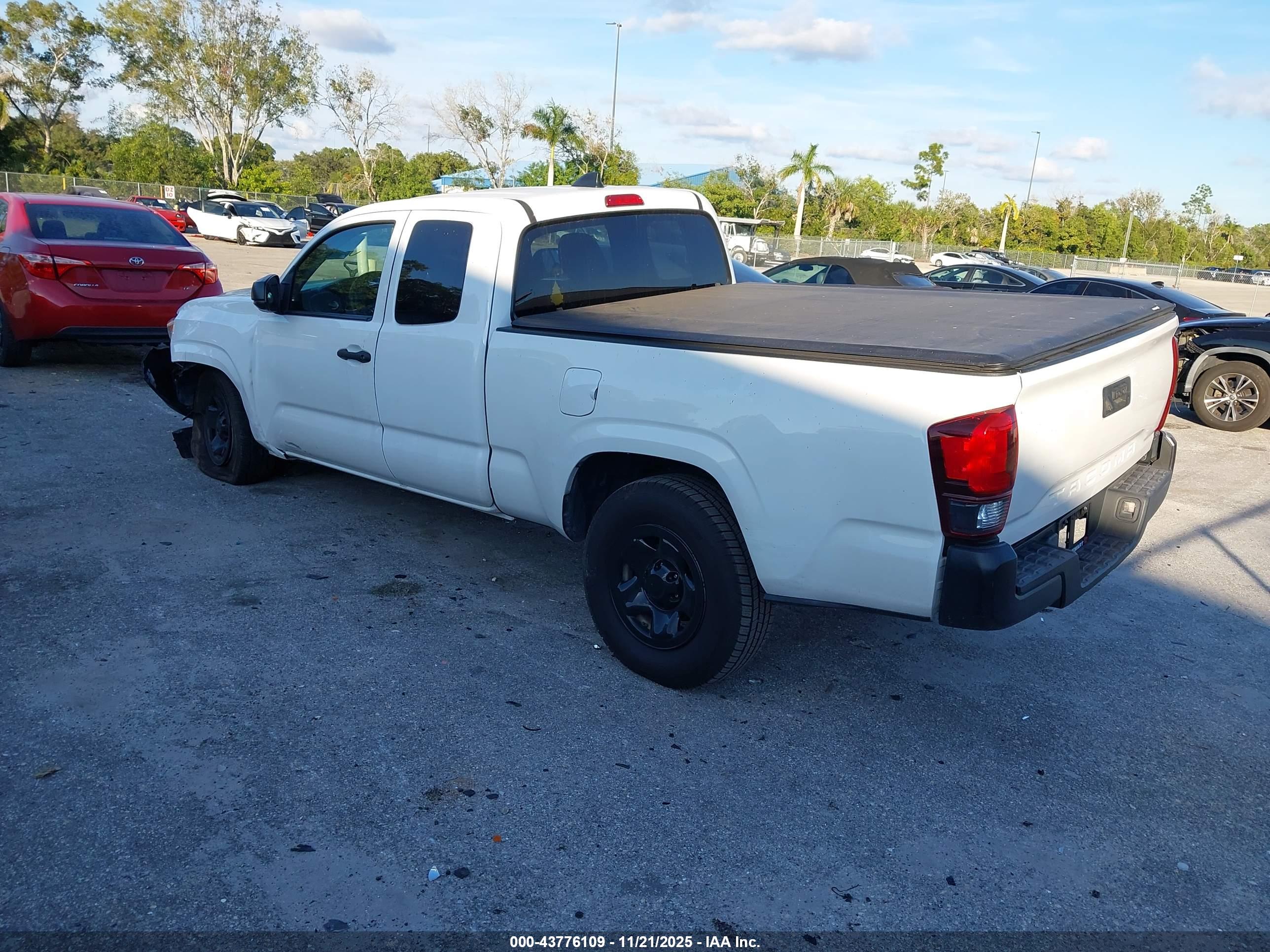 TOYOTA TACOMA image 3