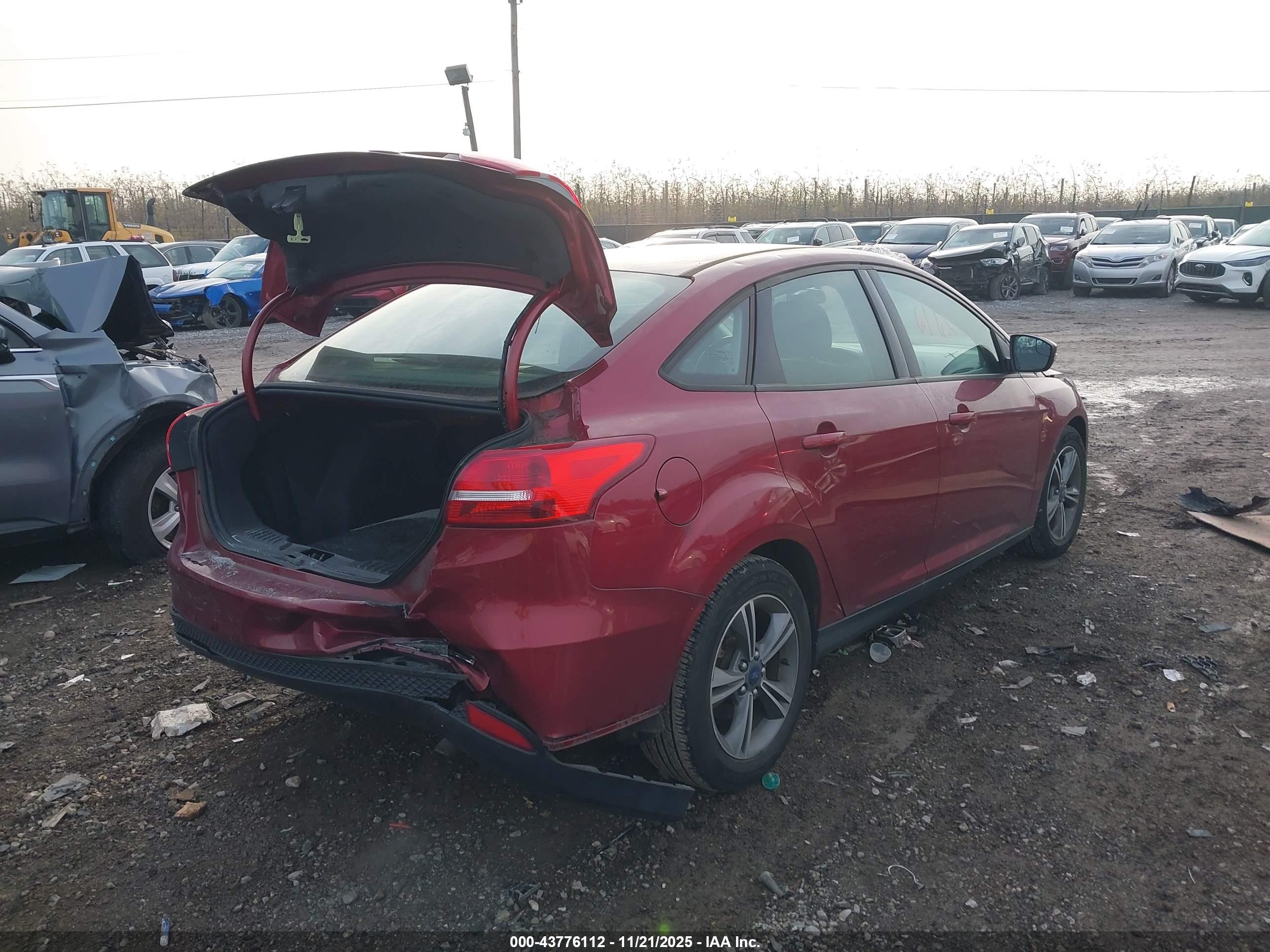 FORD FOCUS image 6