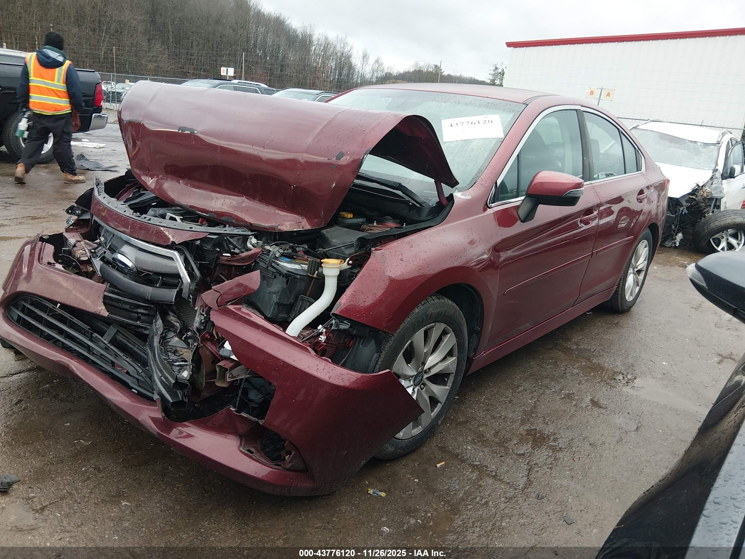 SUBARU LEGACY image 2