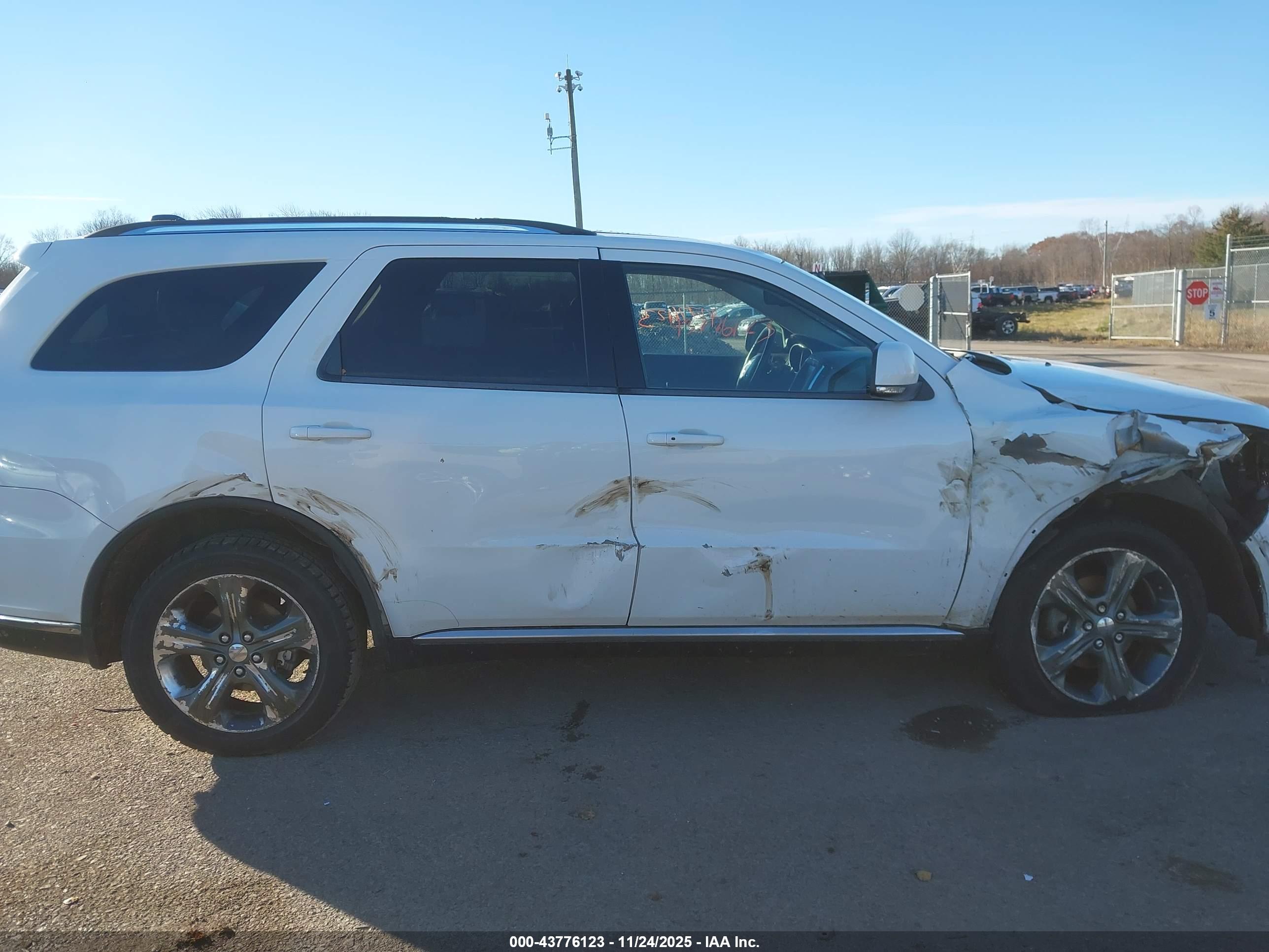 DODGE DURANGO image 6