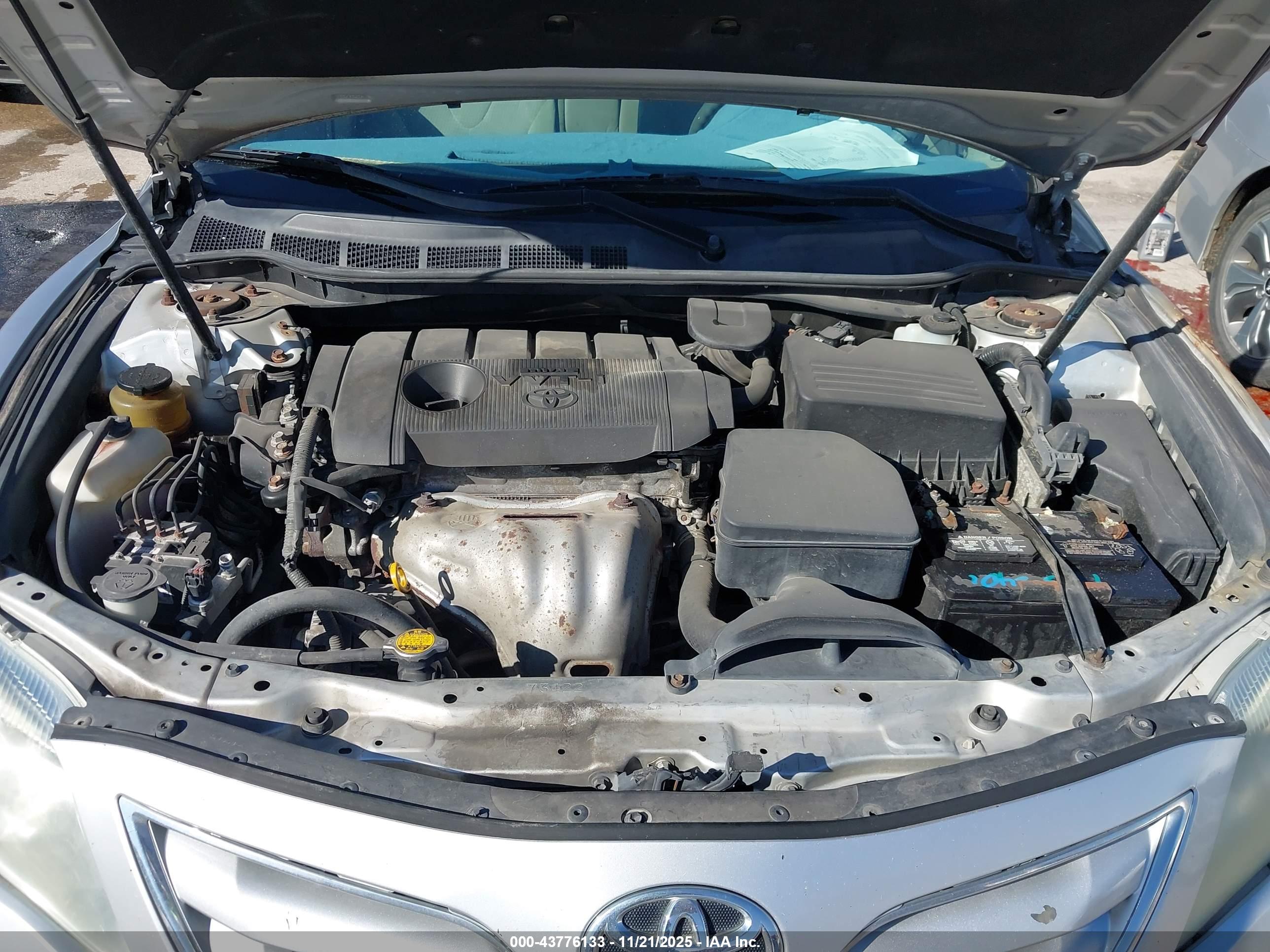 TOYOTA CAMRY image 10