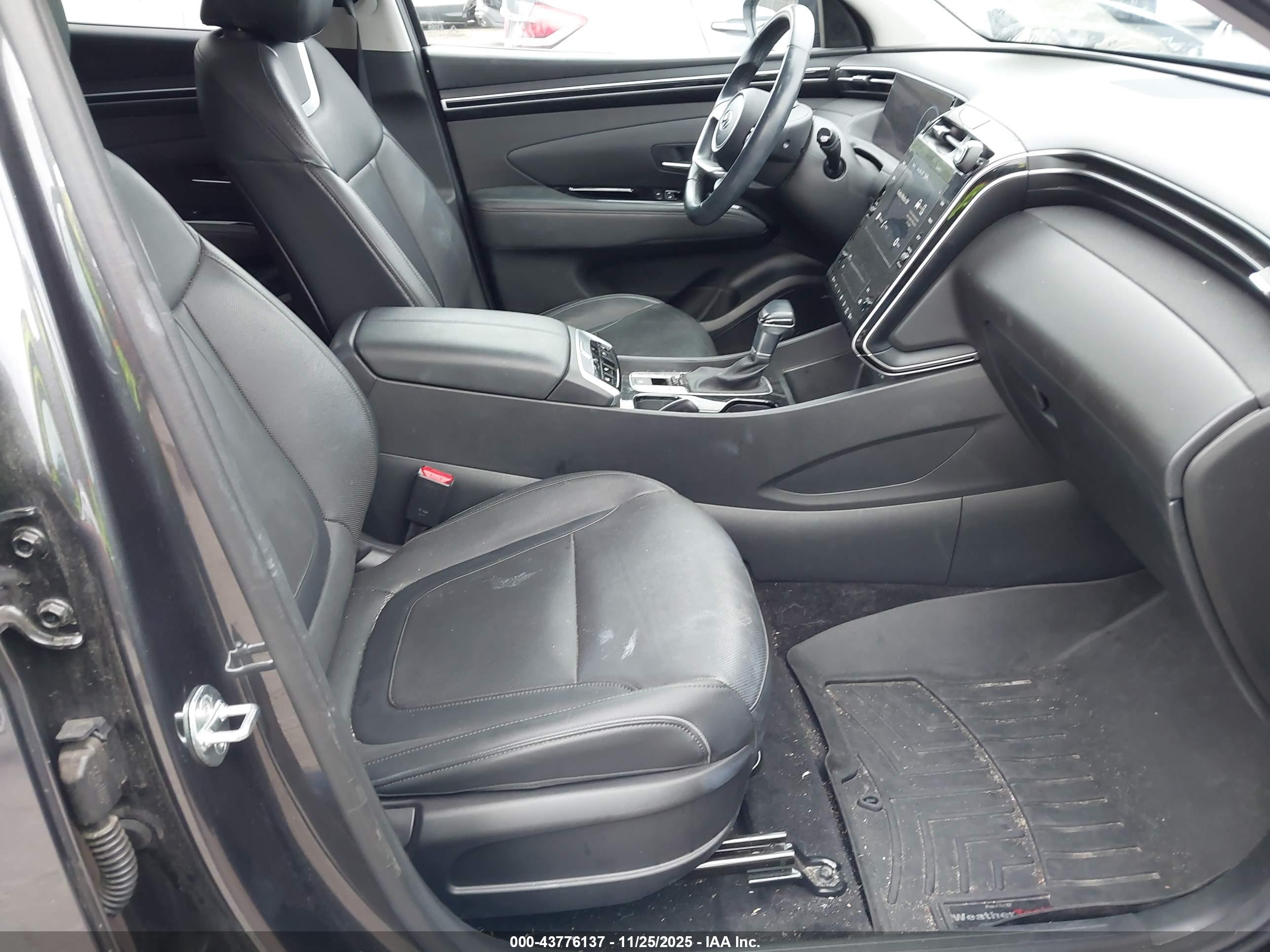 HYUNDAI TUCSON image 5