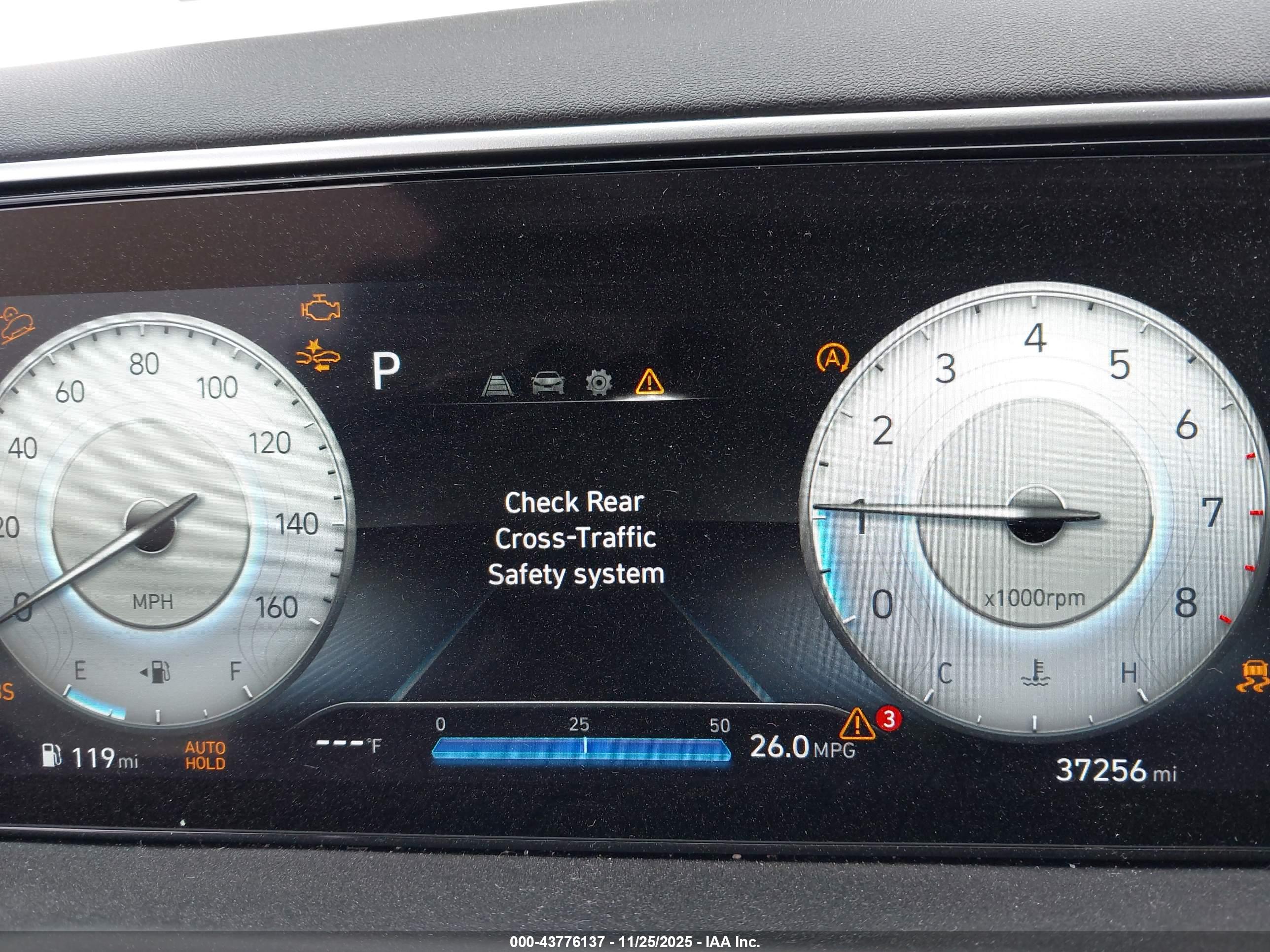 HYUNDAI TUCSON image 7