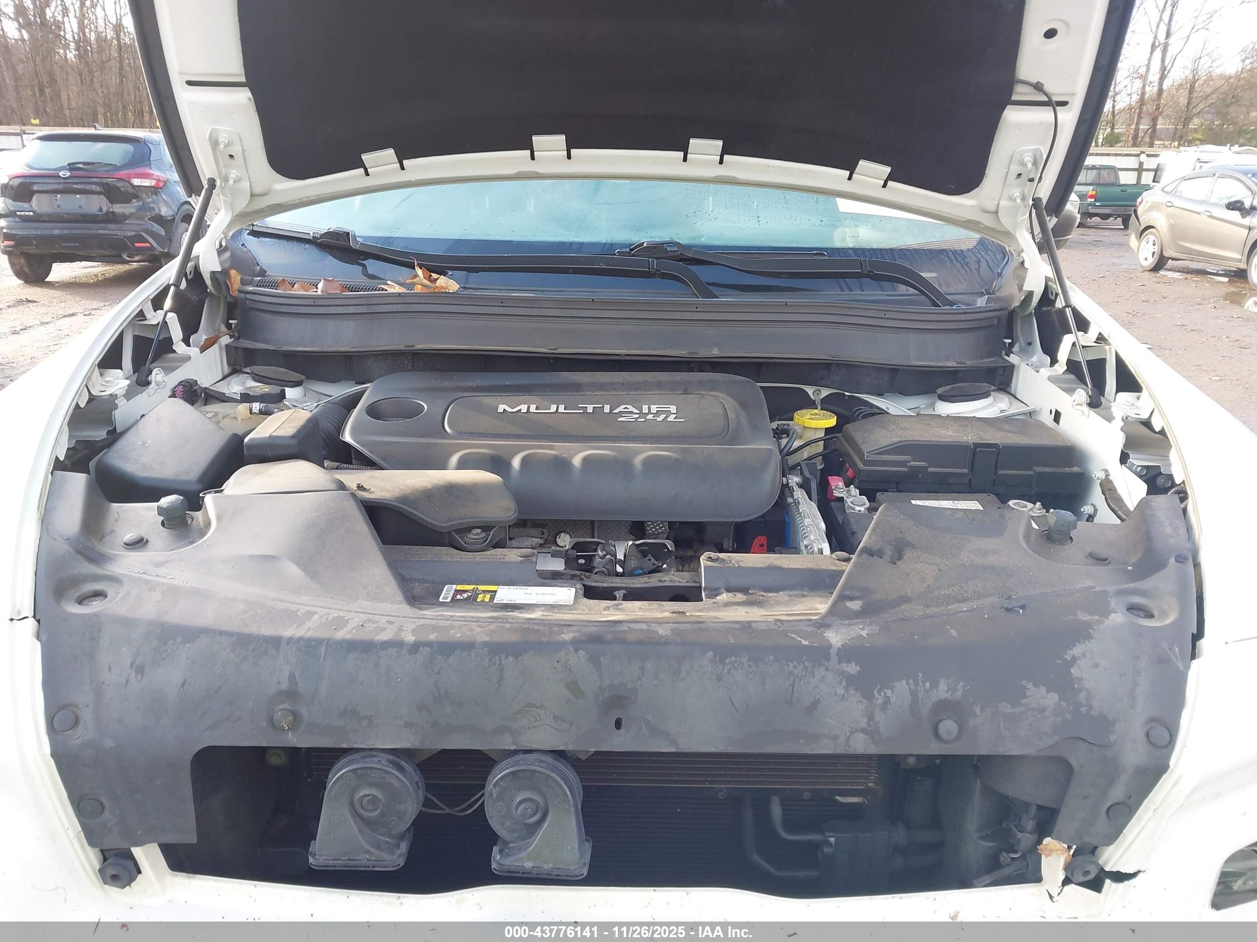 JEEP CHEROKEE image 10