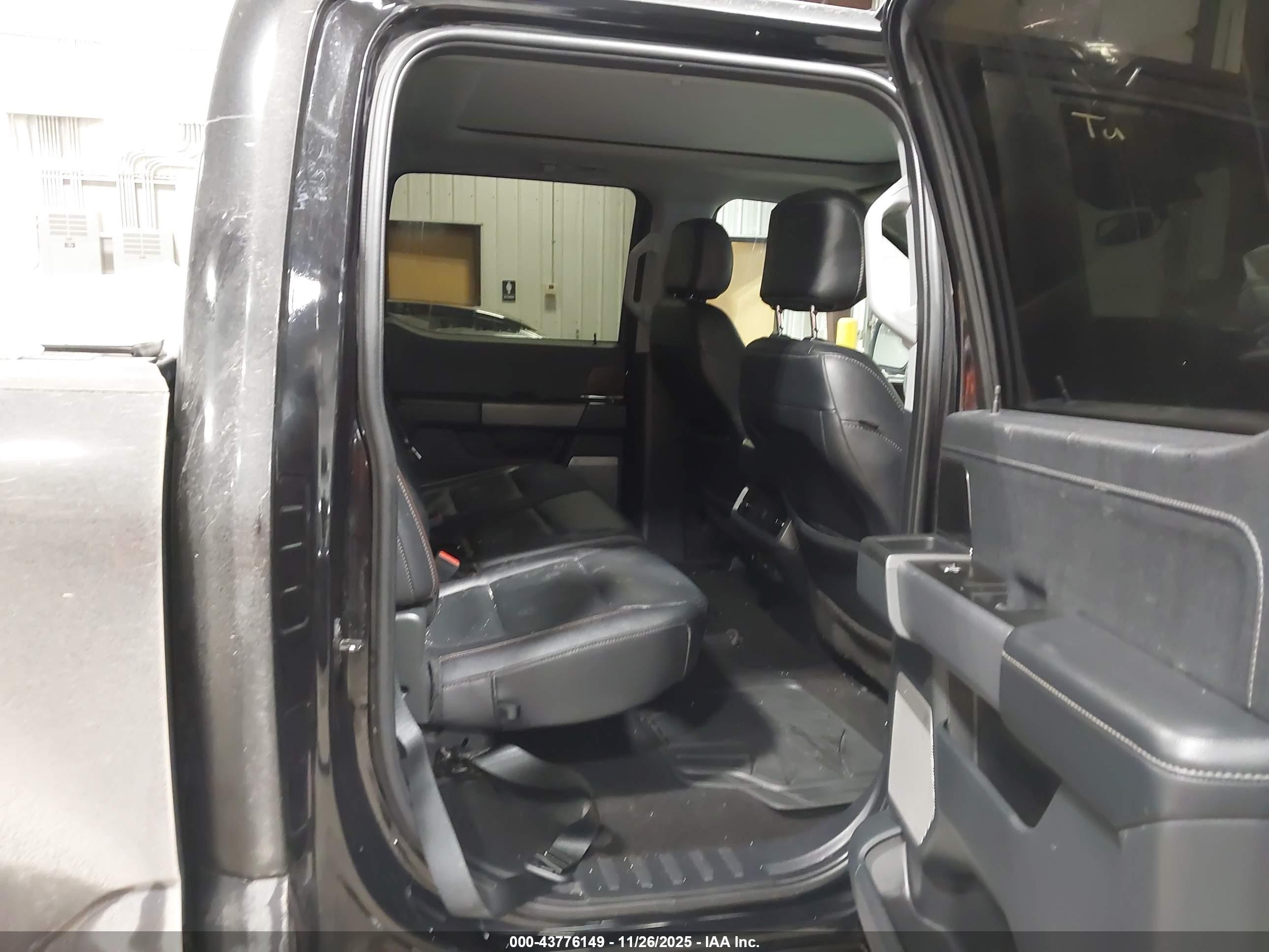 FORD F-150 image 8