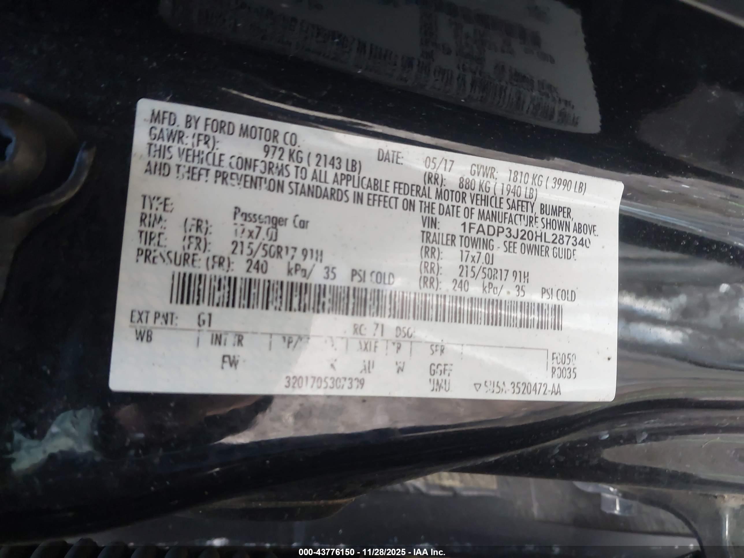 FORD FOCUS image 9
