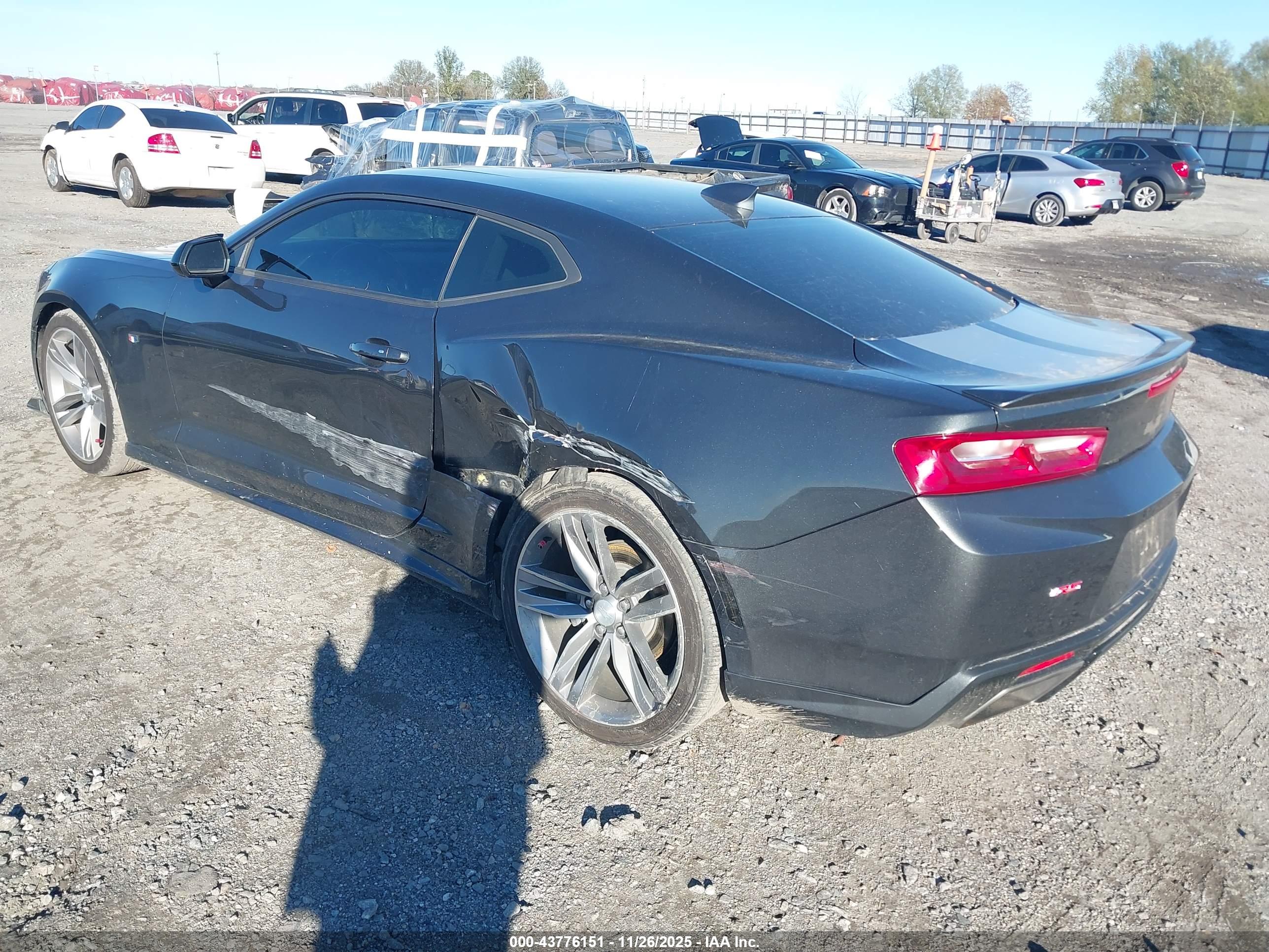 CHEVROLET CAMARO image 3